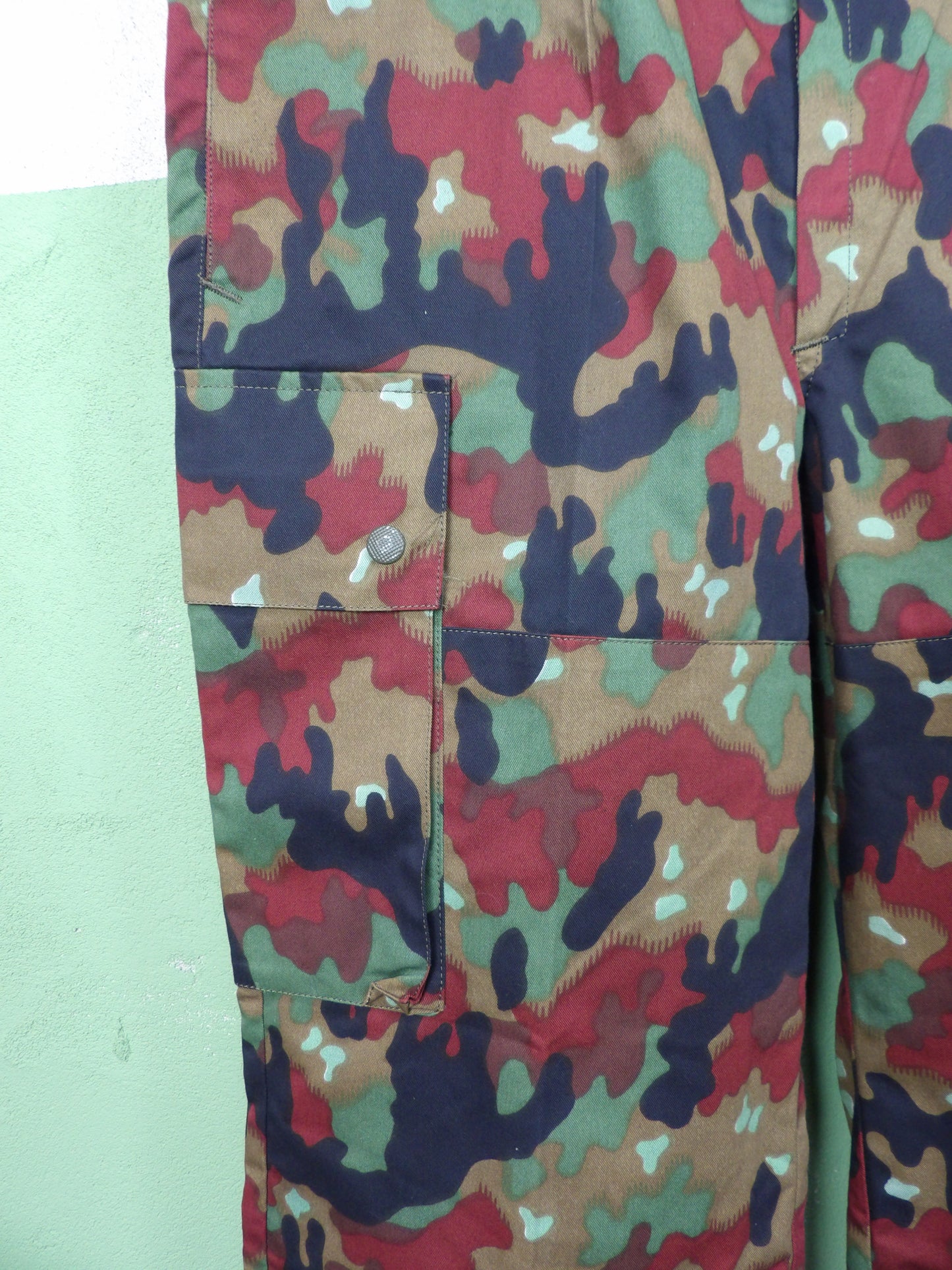 Unissued Swiss Taz 57 M83 "Alpenflage" pants