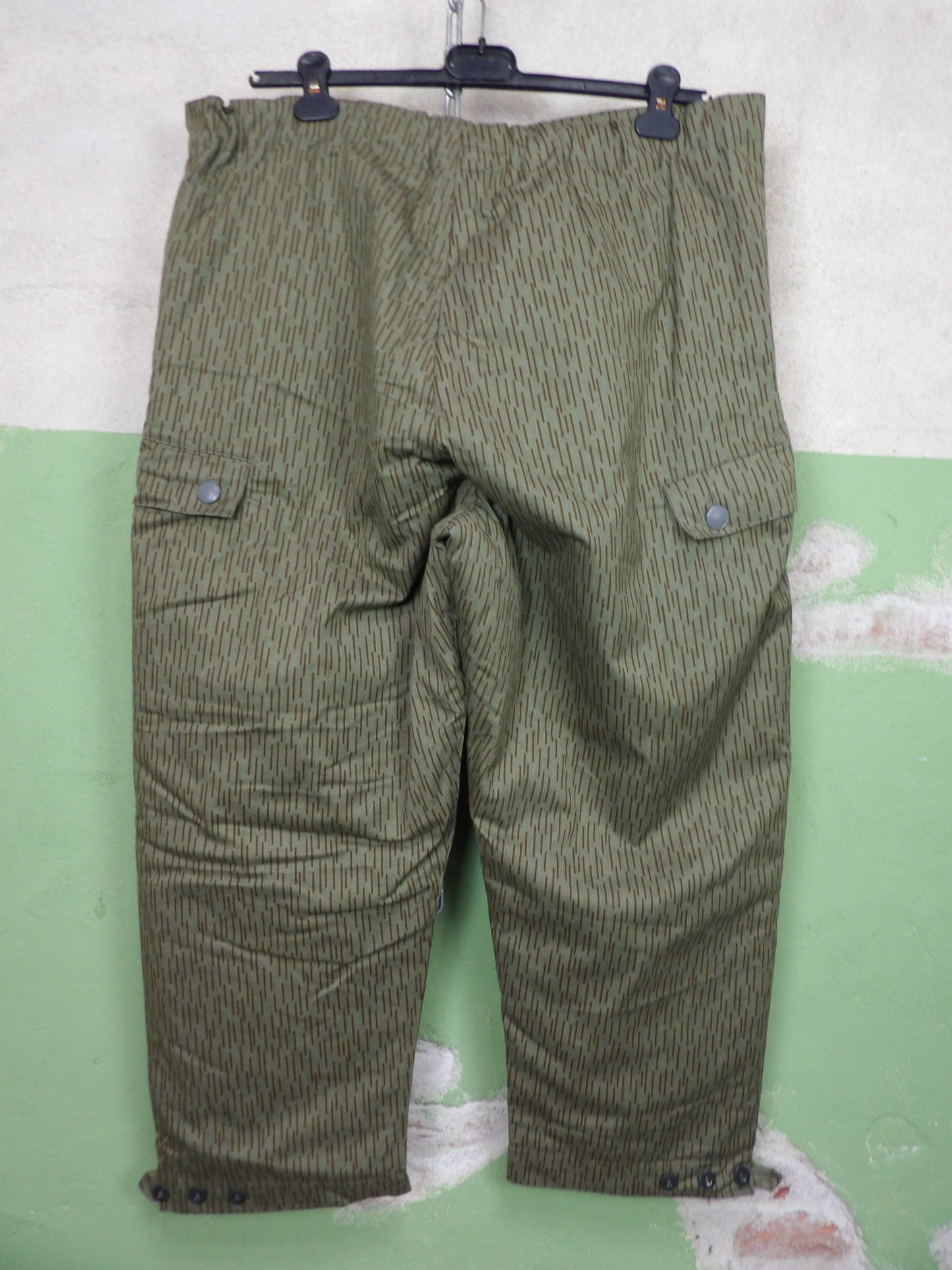 Unissued DDR Strichtarn Winterpants