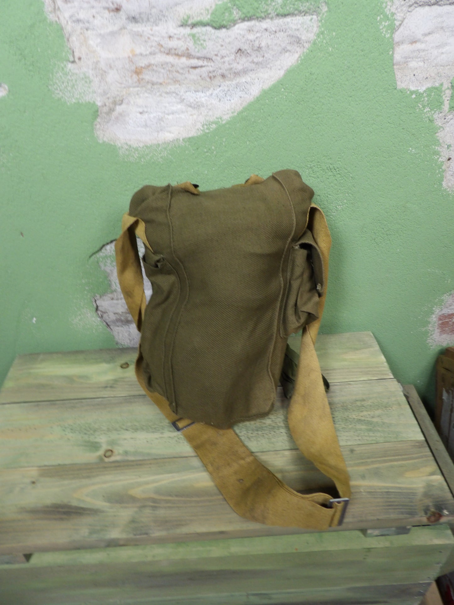 (EU ONLY) Soviet GP-5 Mask Set with Filter, Hose & Bag Civil Defence Display