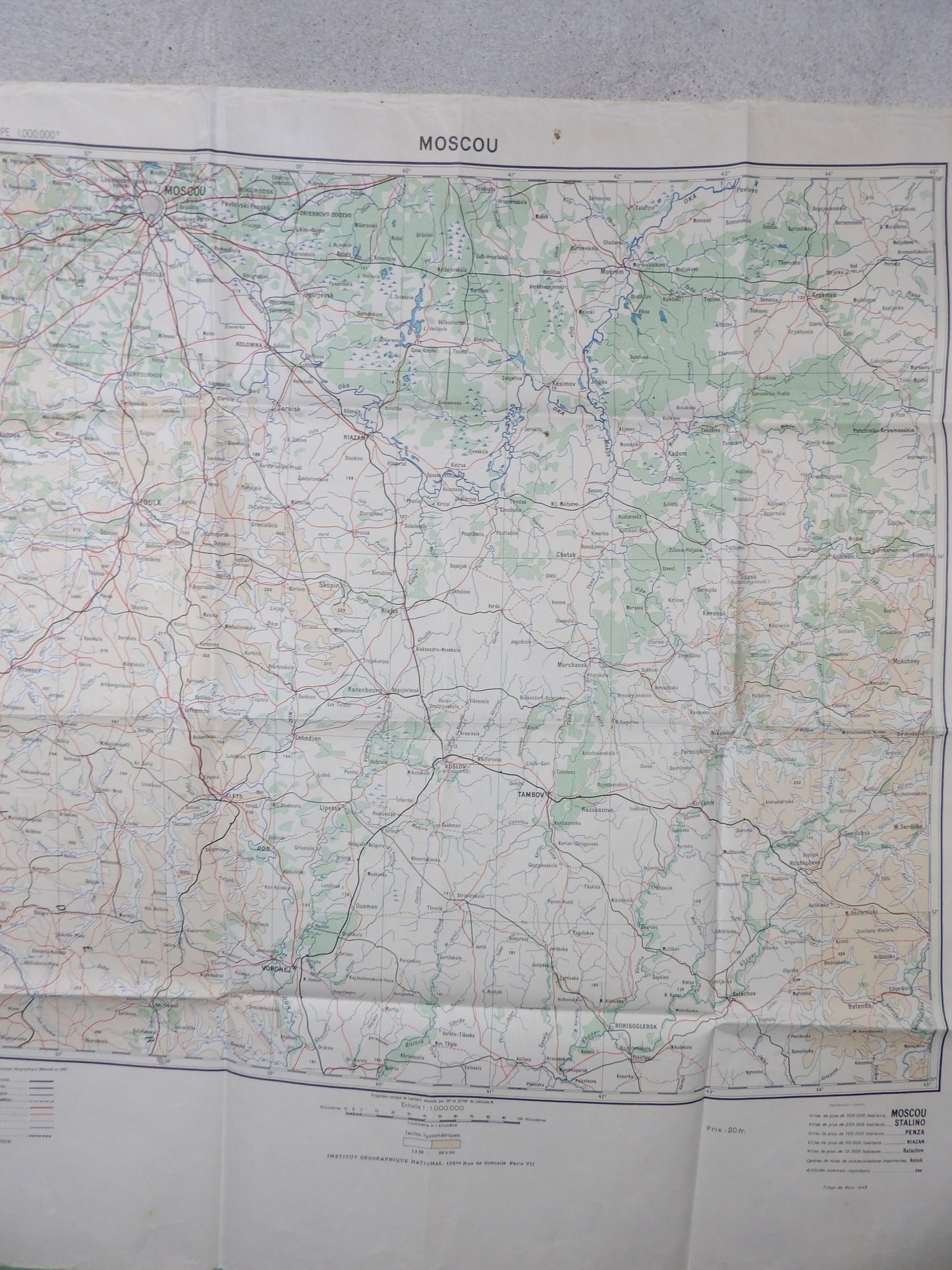 1943 Allied WW2 Map of Moscow Géographique National, Paris.