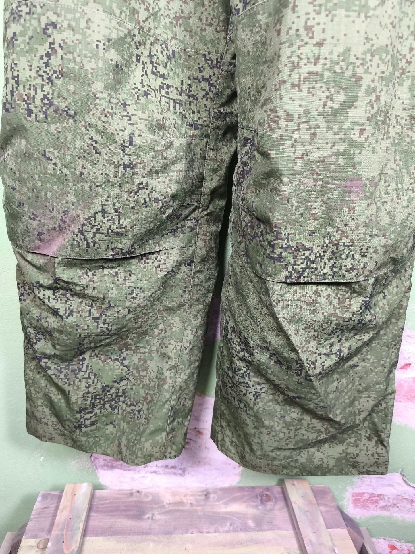 2011 Russian Digital Flora Winter pants 52-3
