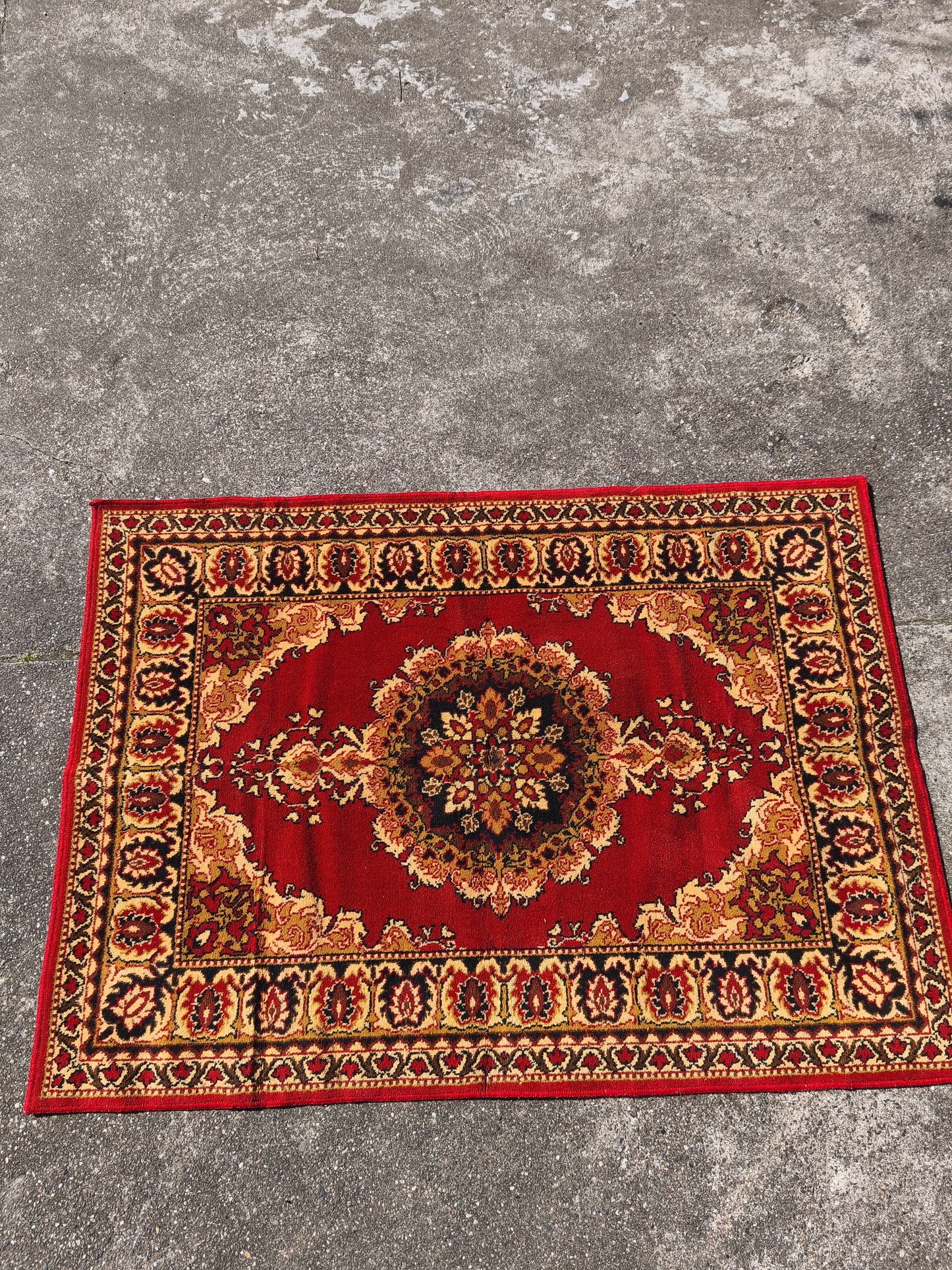Used USSR Made Carpet "Gold-Red" 200cmx137cm / 6,4x4,4 feet.