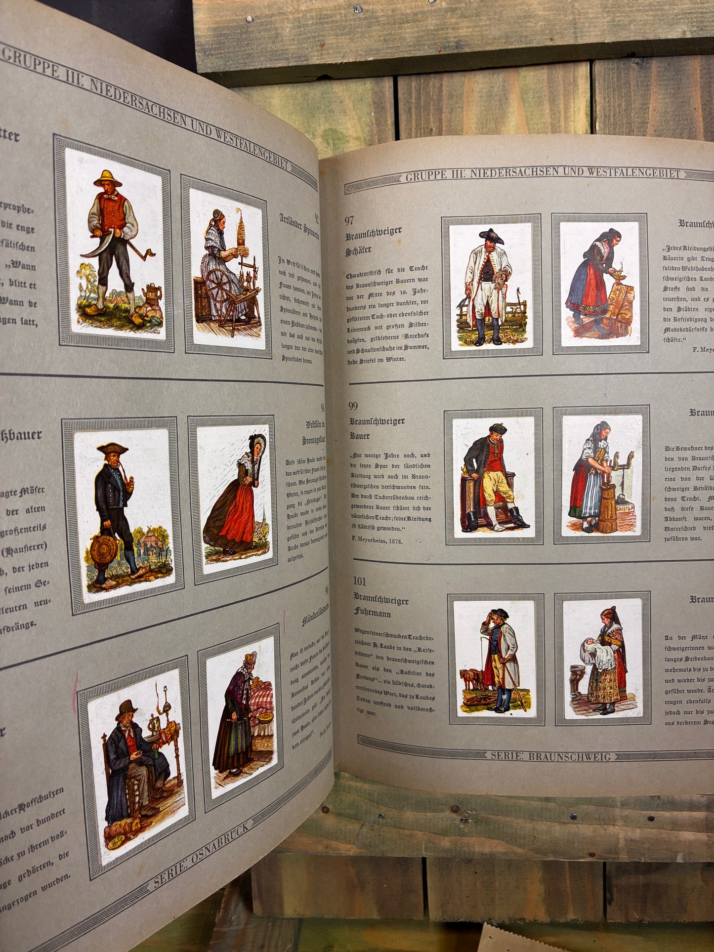 1933 German Folk Costumes (Deutsche Volkstrachten)- Illustrated Album