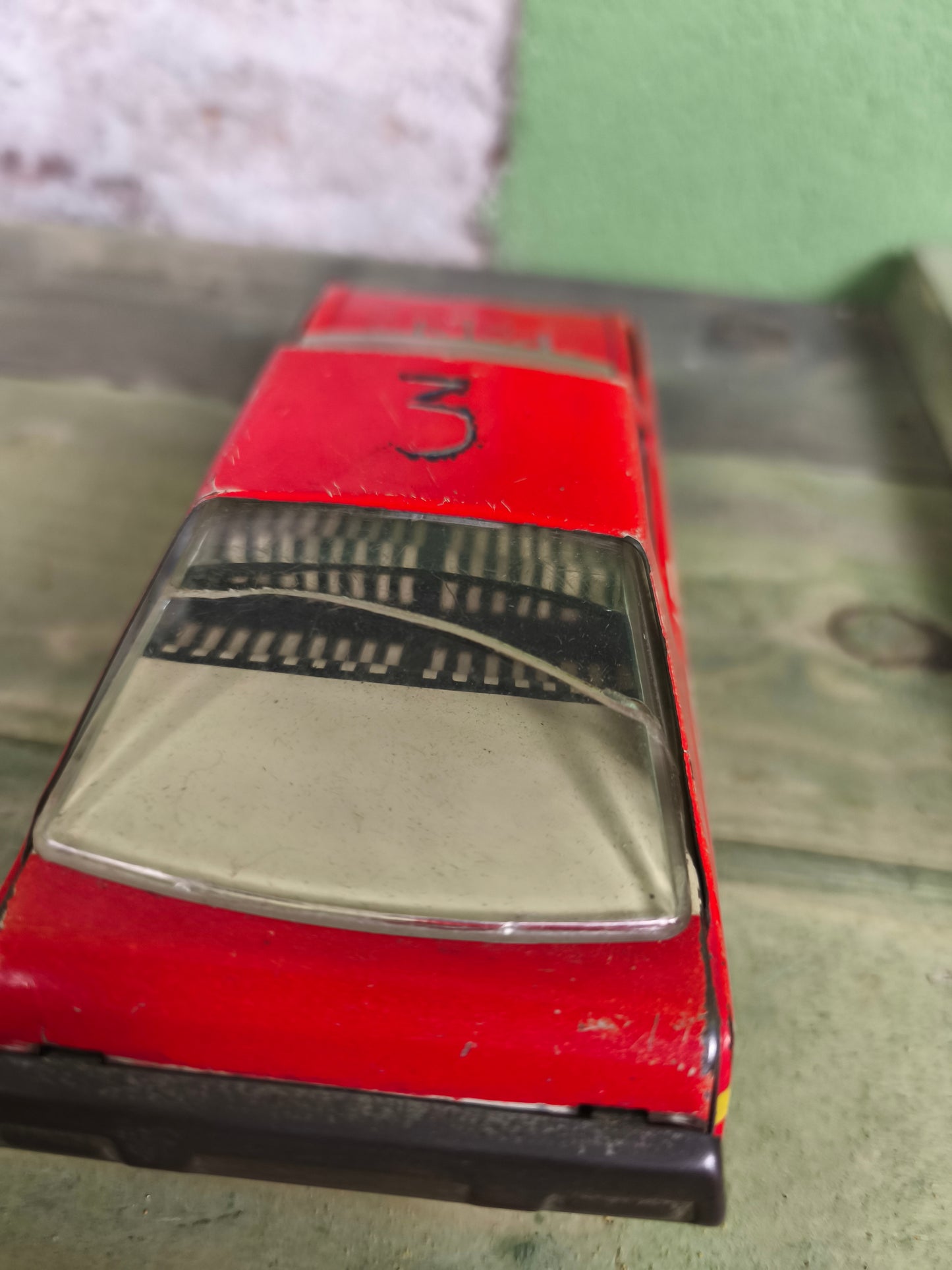 Used CCCP Metal Scale Model Car "Радуга"