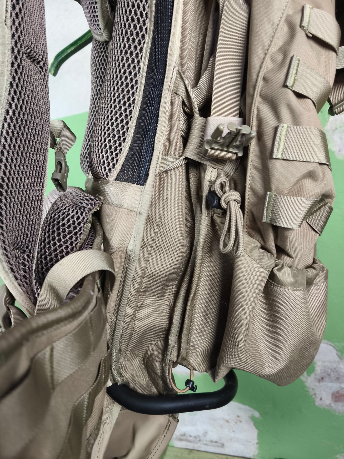 Tactical Backpack: Eberlestock G4 Operator Coyote Brown