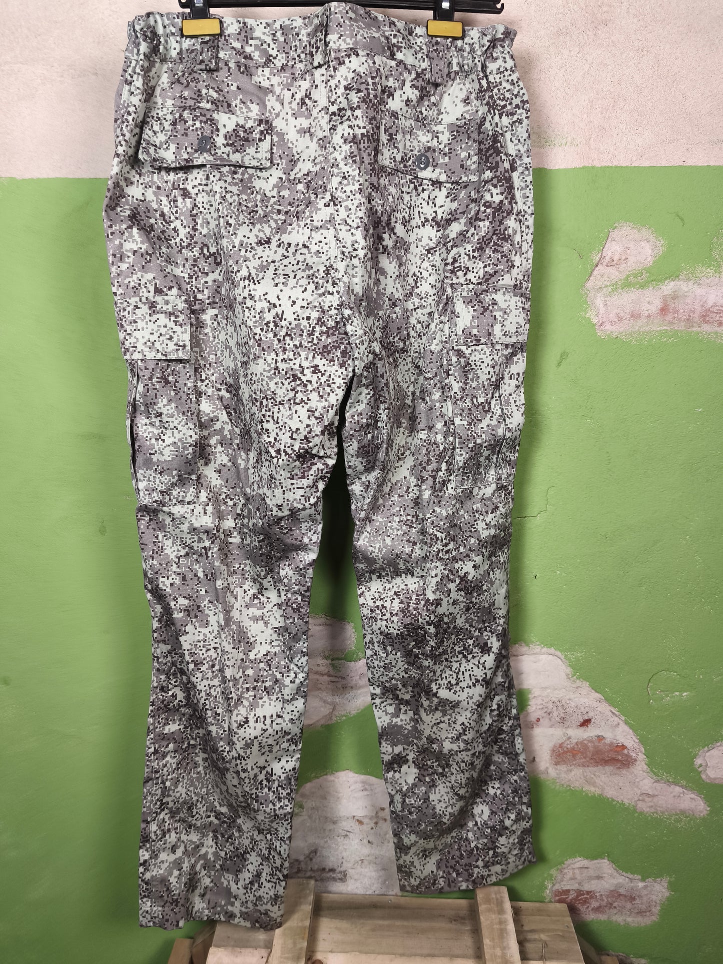 Unissued 2018 Russian "Artic EMR" Digital Artic Camouflage Field Pants