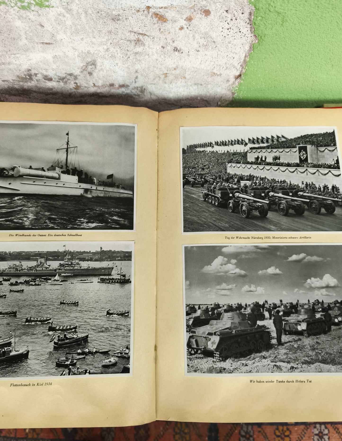 1935 Book Adolf Hitler Bilder Aus Dem Leben Des Führers / Pictures from the life of the Führer.