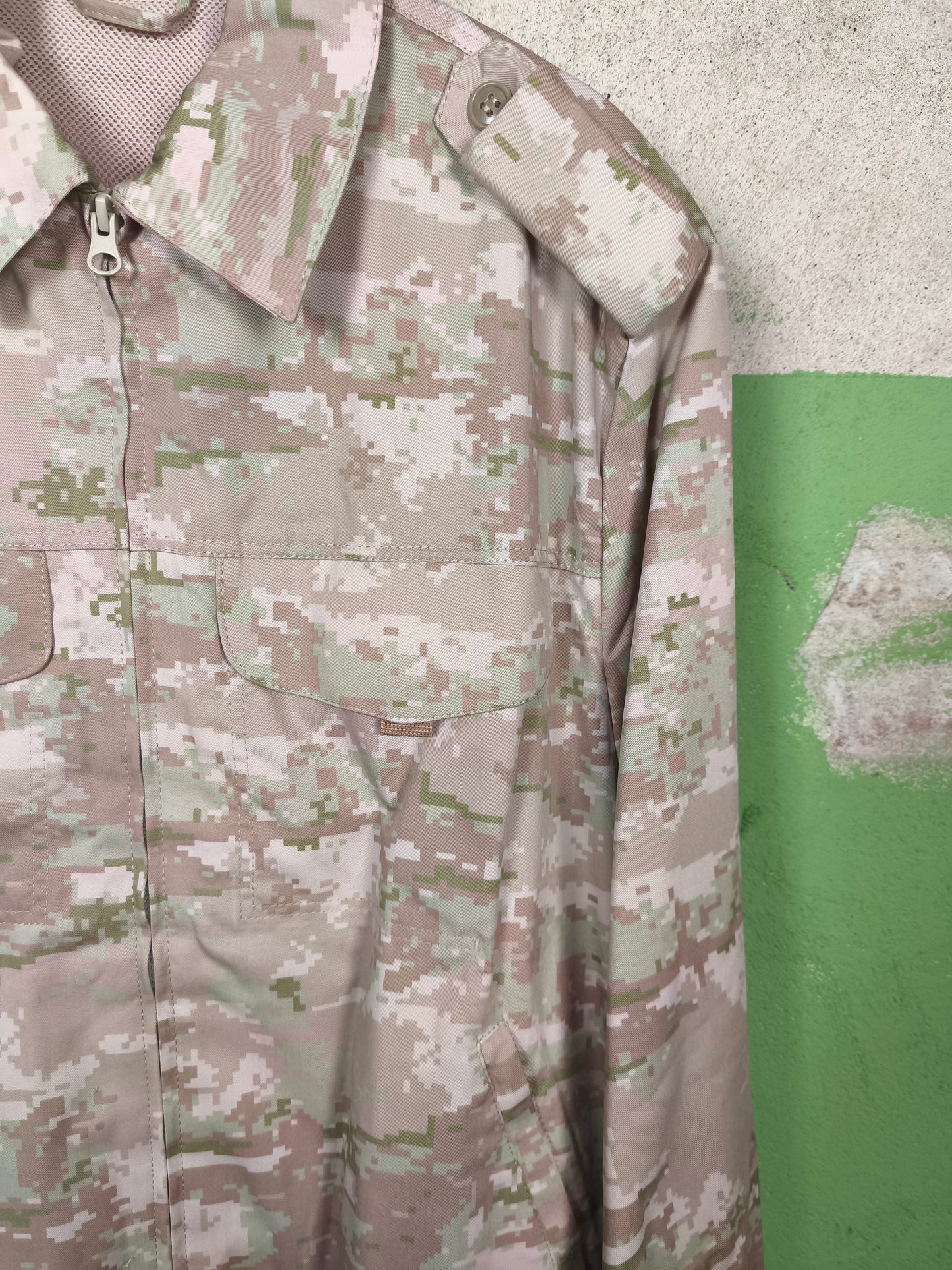 Unissued 2023 Russian "Pink-EMR" Digital Desert Camouflage Field Jacket