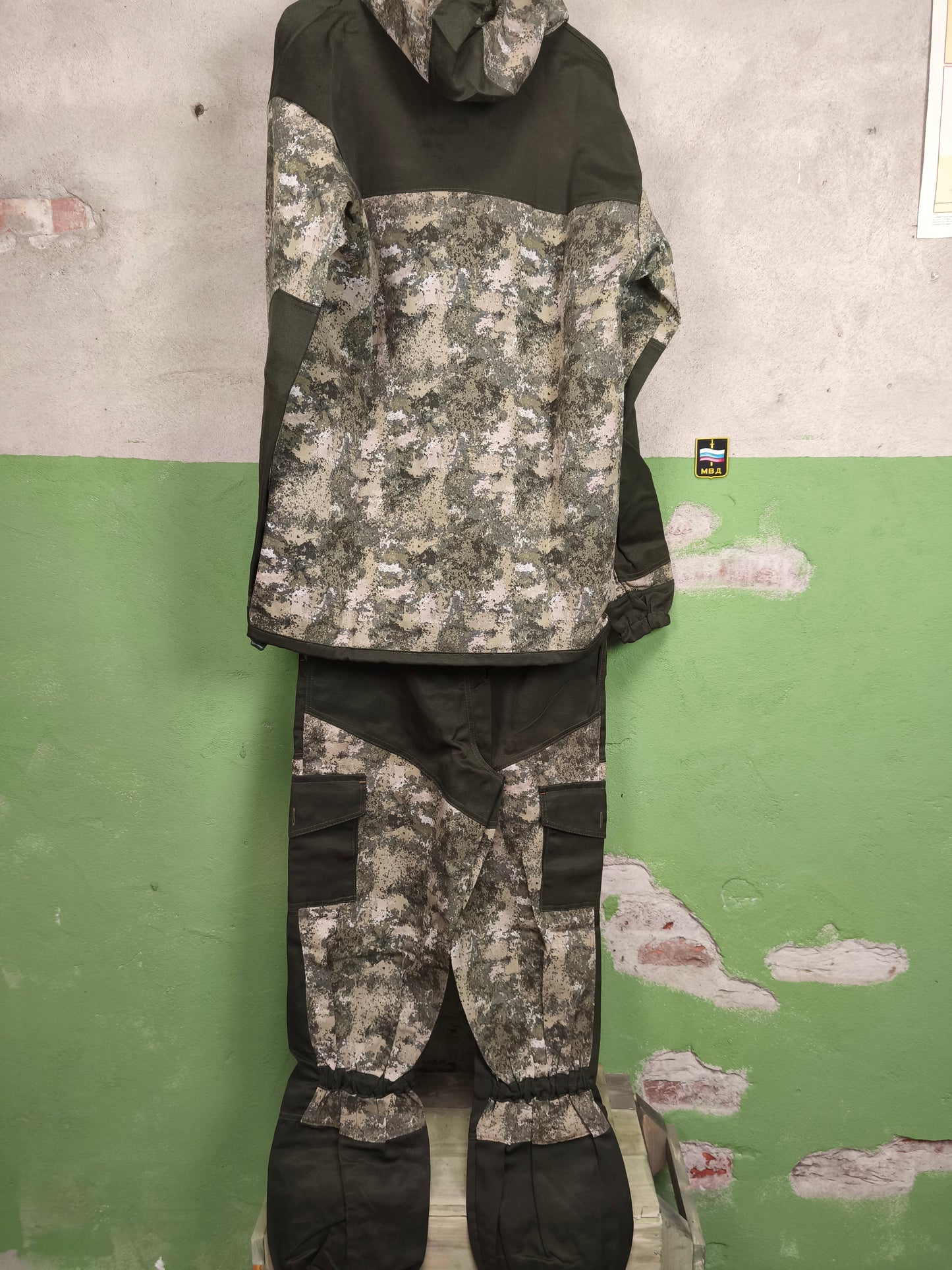 Unissued Ursus Gorka ''Fog'' Uniform (48-50/182)