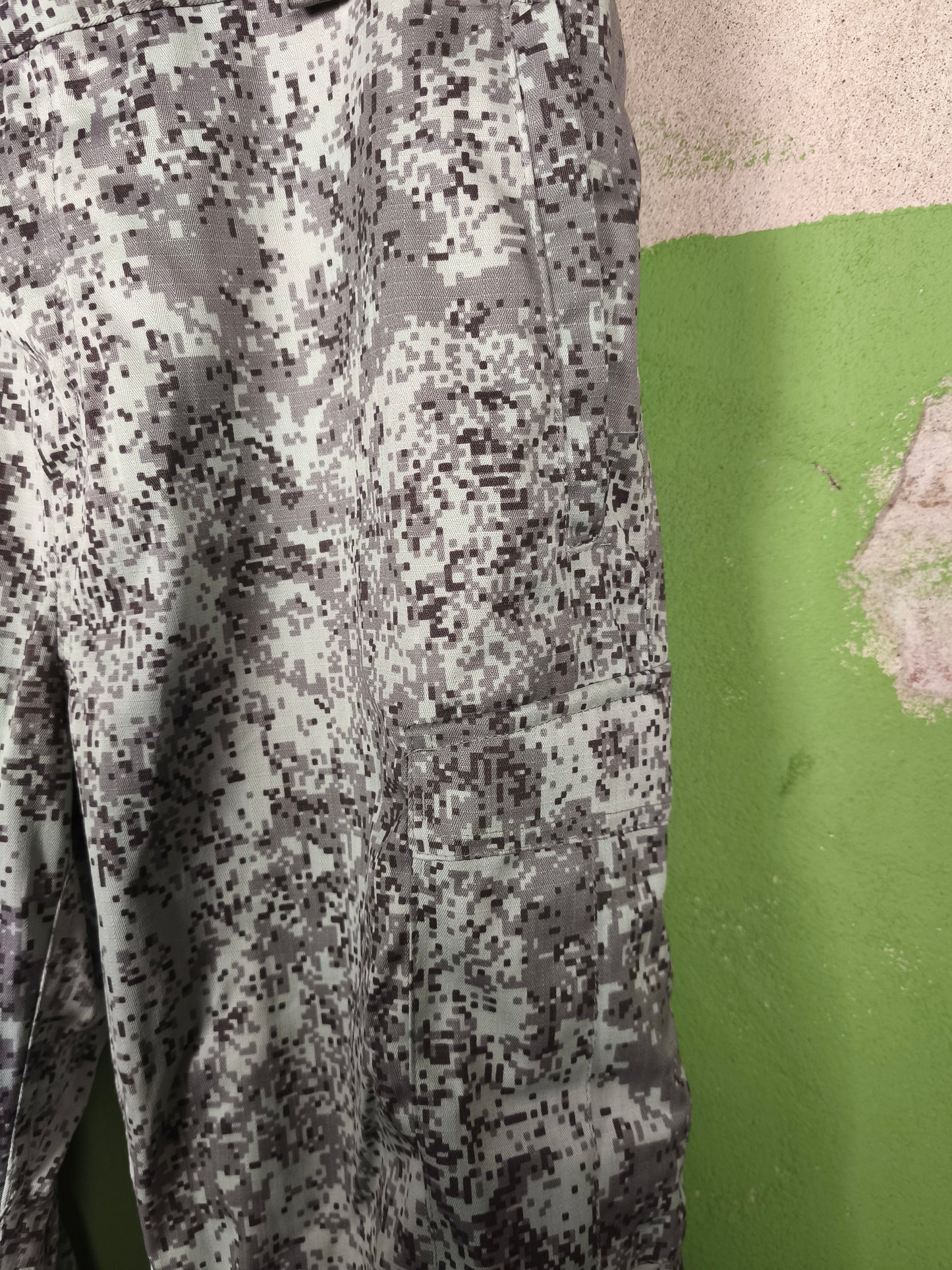 Unissued 2018 Russian "Artic EMR" Digital Artic Camouflage Field Pants