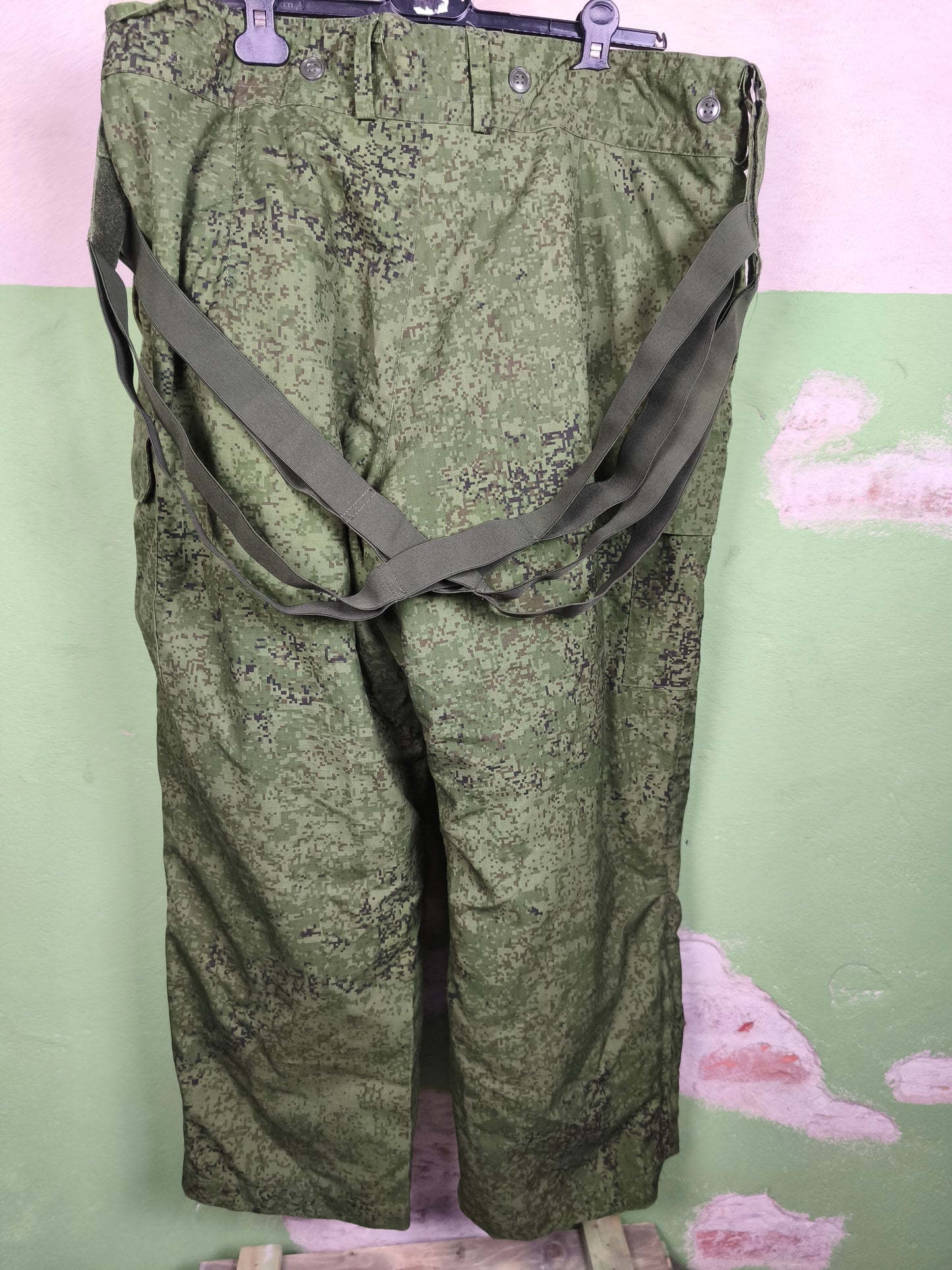 2011 Russian Digital Flora Winter pants 52-3
