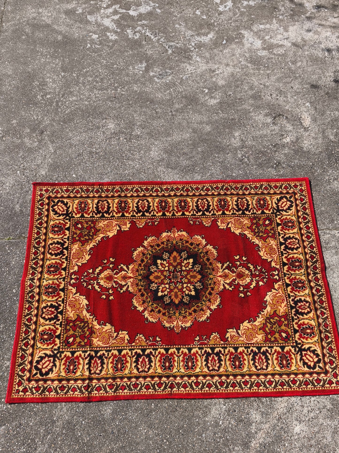 Used USSR Made Carpet "Gold-Red" 200cmx137cm / 6,4x4,4 feet.