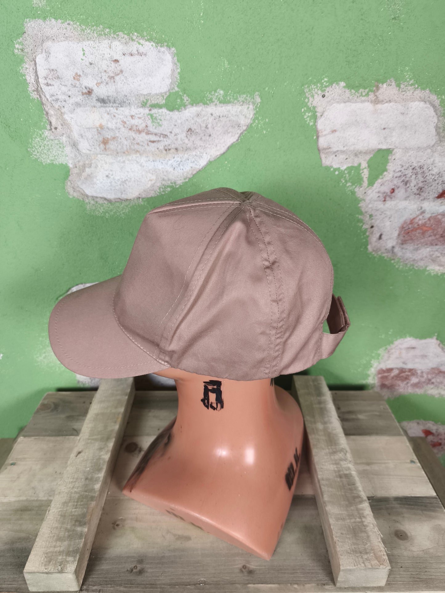 Unissued 2010 Russian Army BTK "Pink" Desert Hat