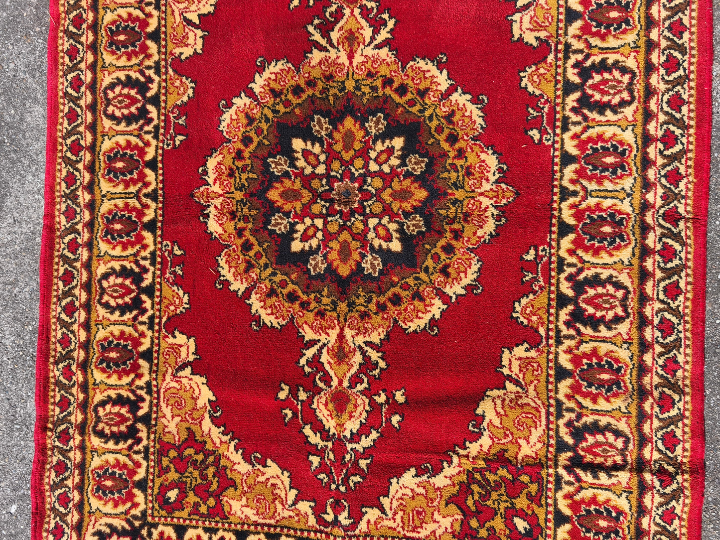 Used USSR Made Carpet "Gold-Red" 200cmx137cm / 6,4x4,4 feet.
