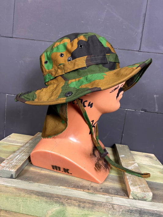 Unissued Dutch Jungle Camouflage Boonie [SIZE?]
