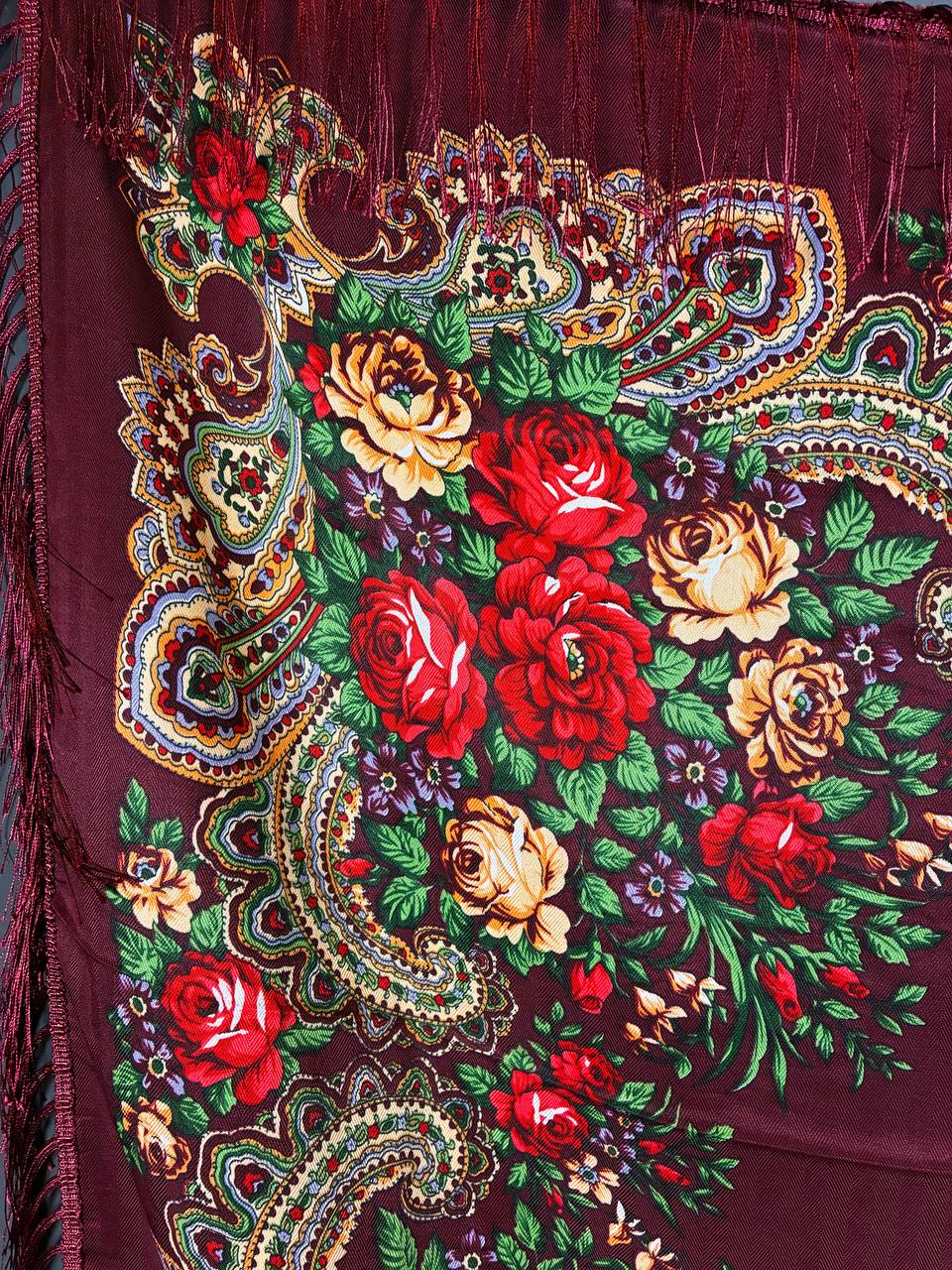 Traditional Russian Floral Shawl
Pavlovo Posad / Русский цветочный платок [100x100cm]