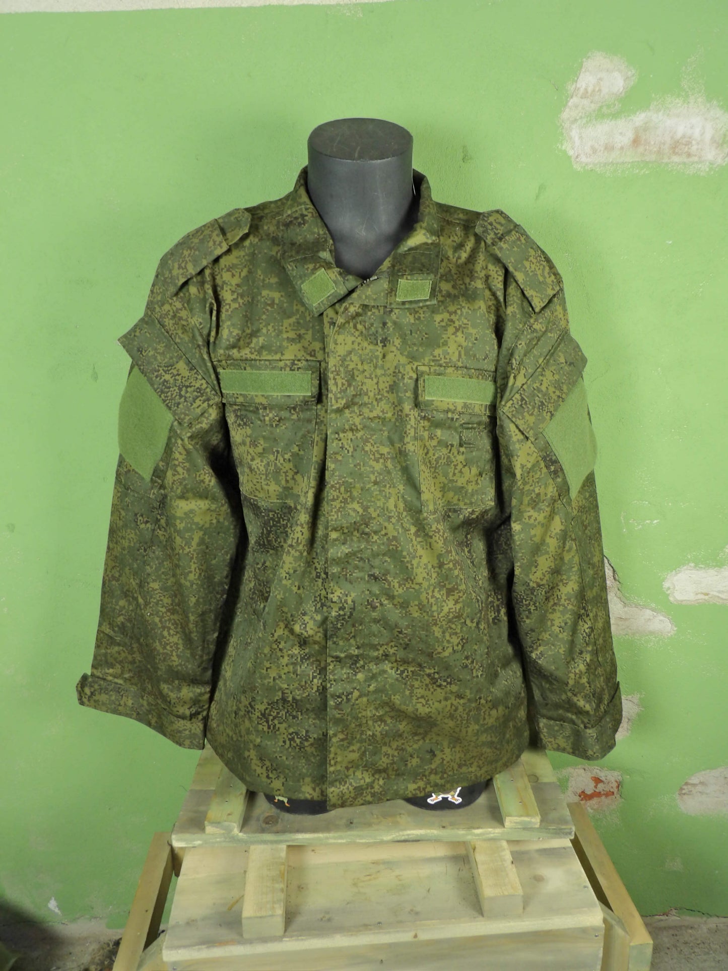 Unissued 2025 Russian Army VKPO Type-A Summer Field Jacket