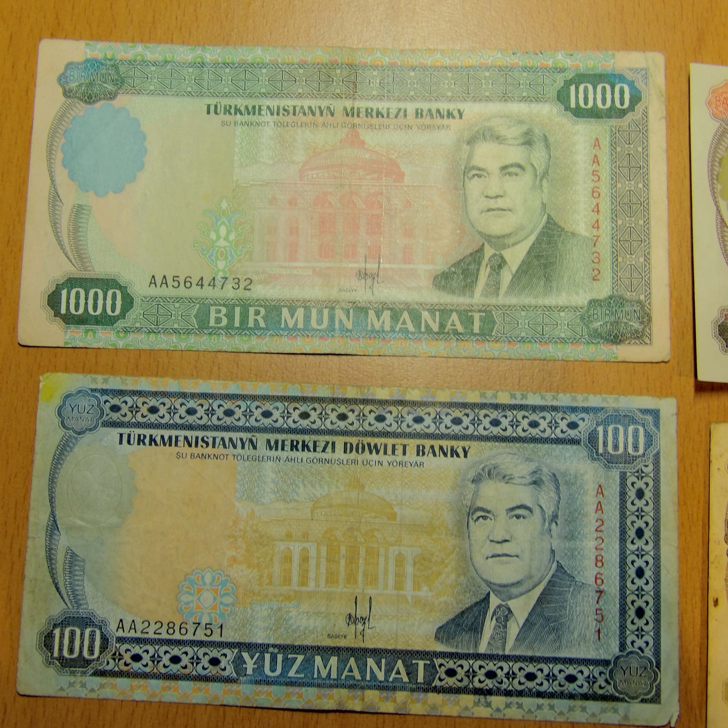 Türkmenistan Manat ($) Banknotes Hyperinflation (1995-2005)