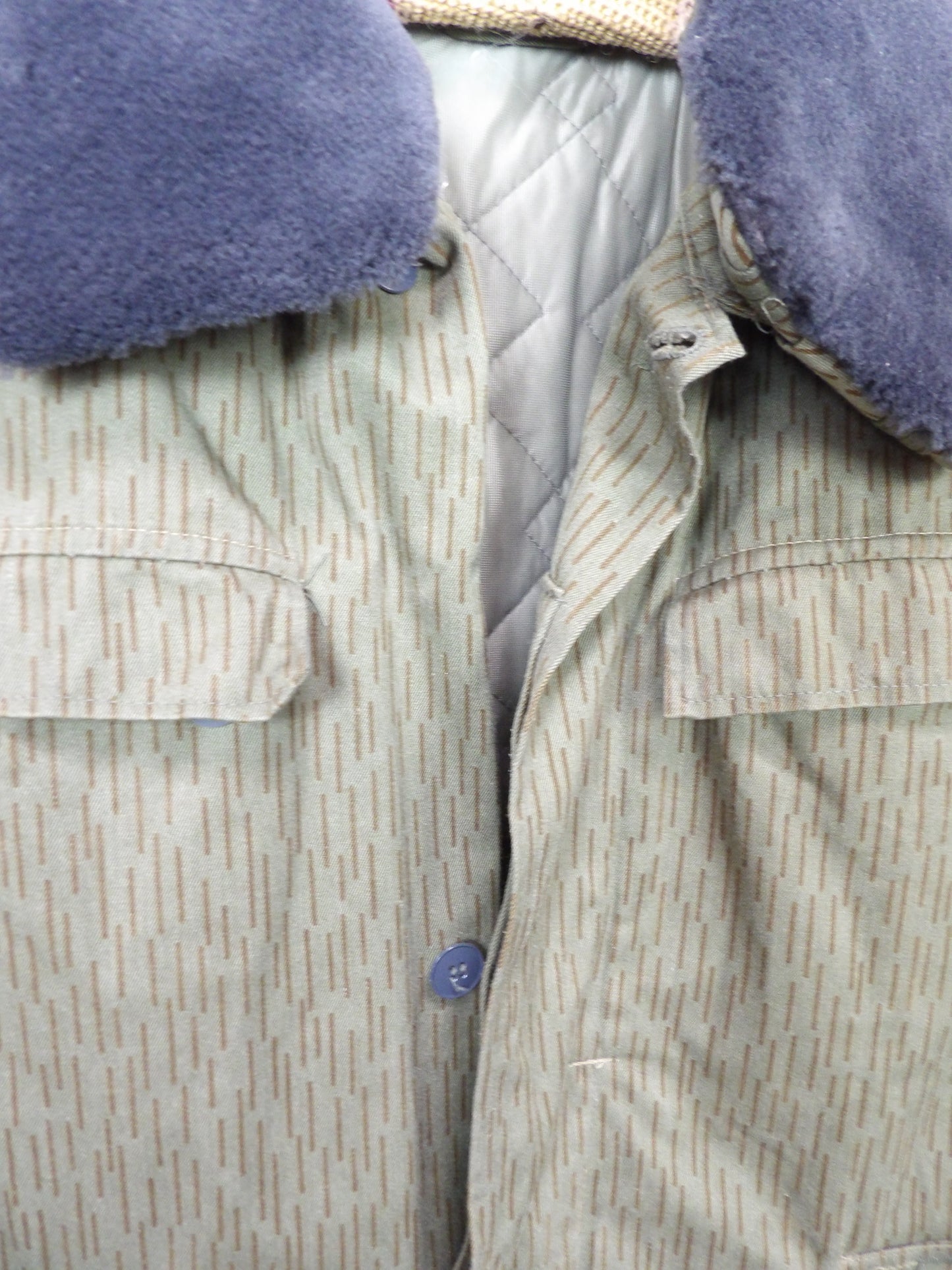 DDR Strichtarn Winter jacket SK 44 (missing button) S