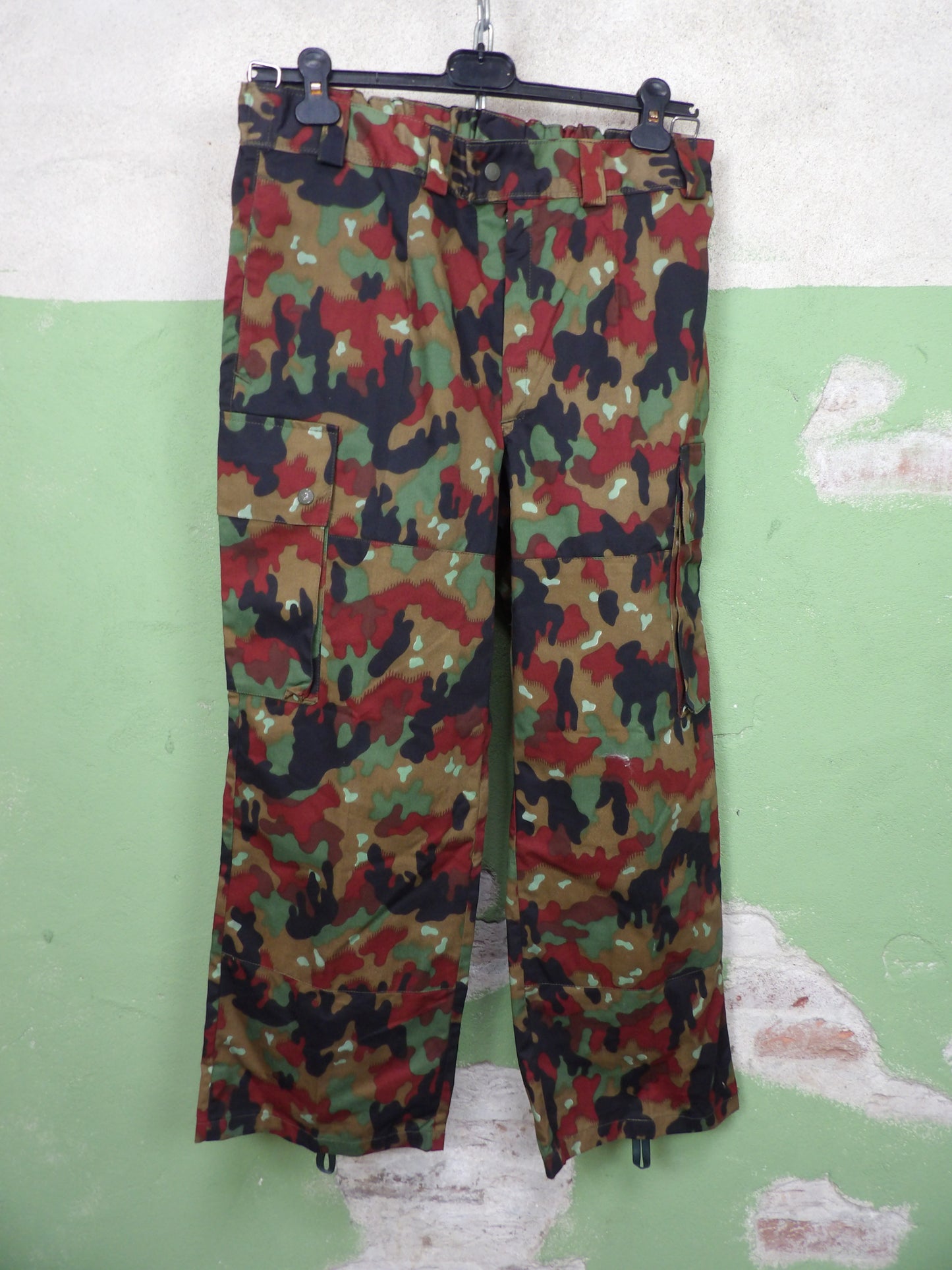Unissued Swiss Taz 57 M83 "Alpenflage" pants