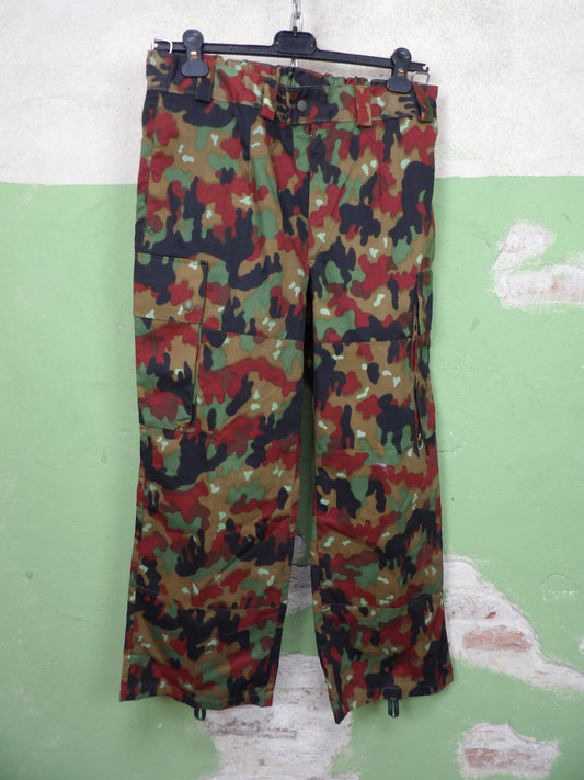 Unissued Swiss Taz 57 M83 "Alpenflage" pants