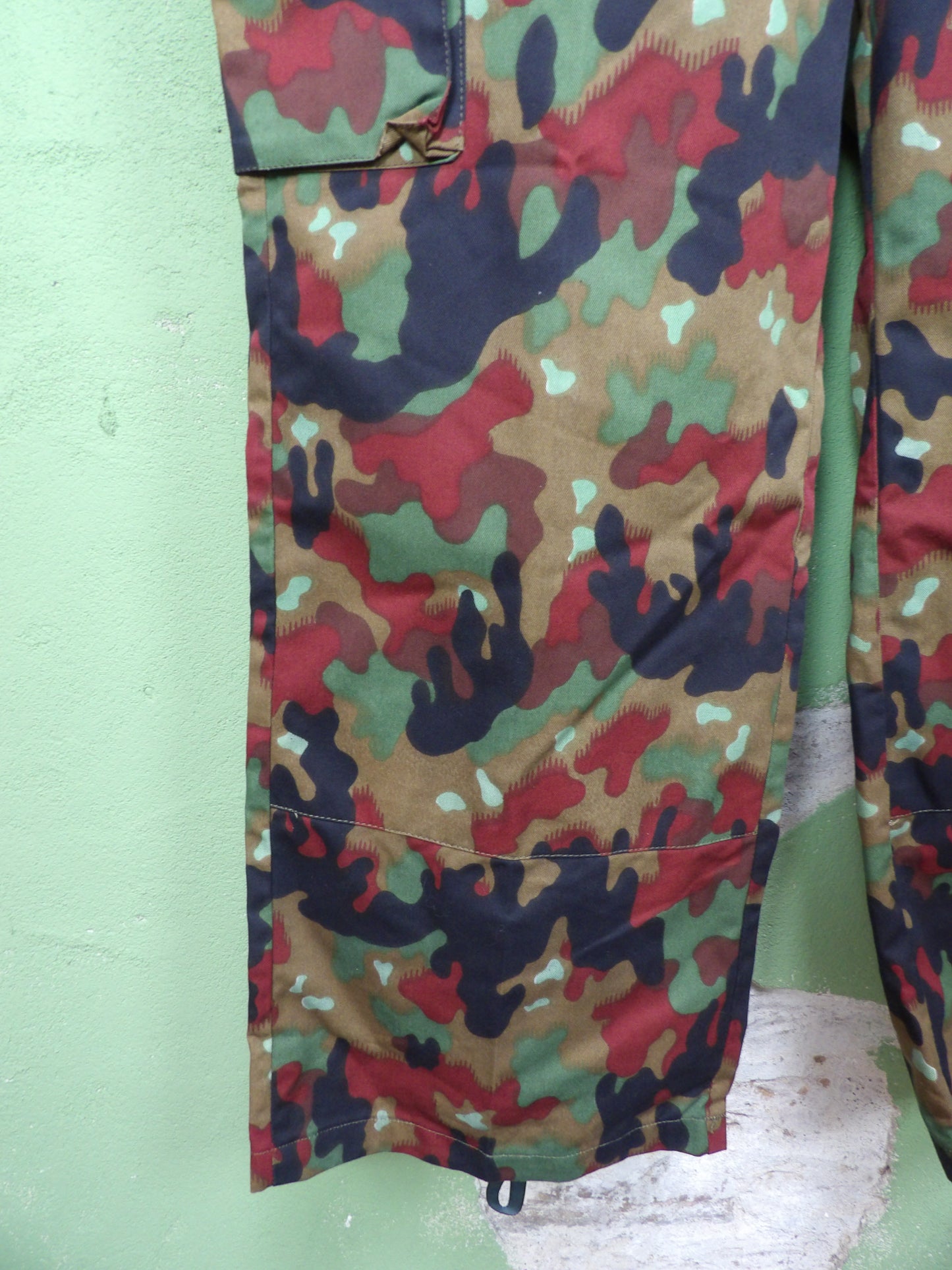 Unissued Swiss Taz 57 M83 "Alpenflage" pants