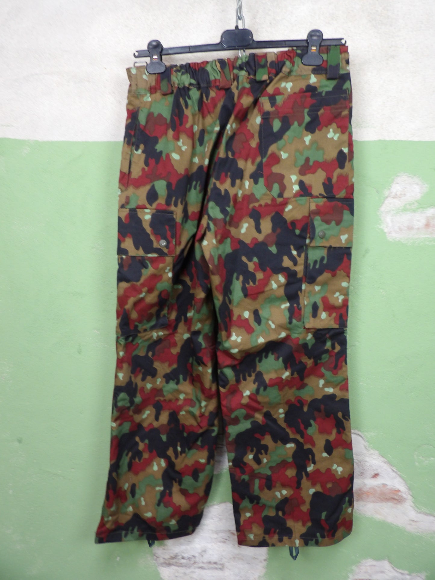 Unissued Swiss Taz 57 M83 "Alpenflage" pants