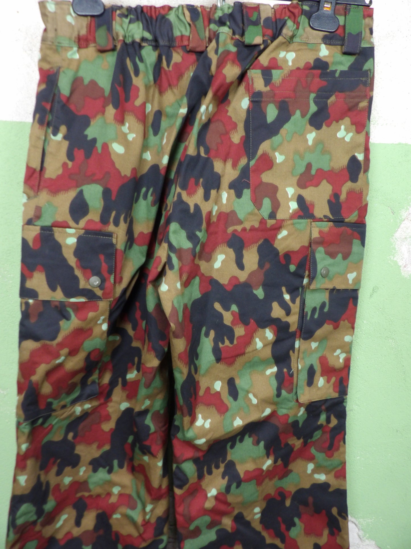Unissued Swiss Taz 57 M83 "Alpenflage" pants