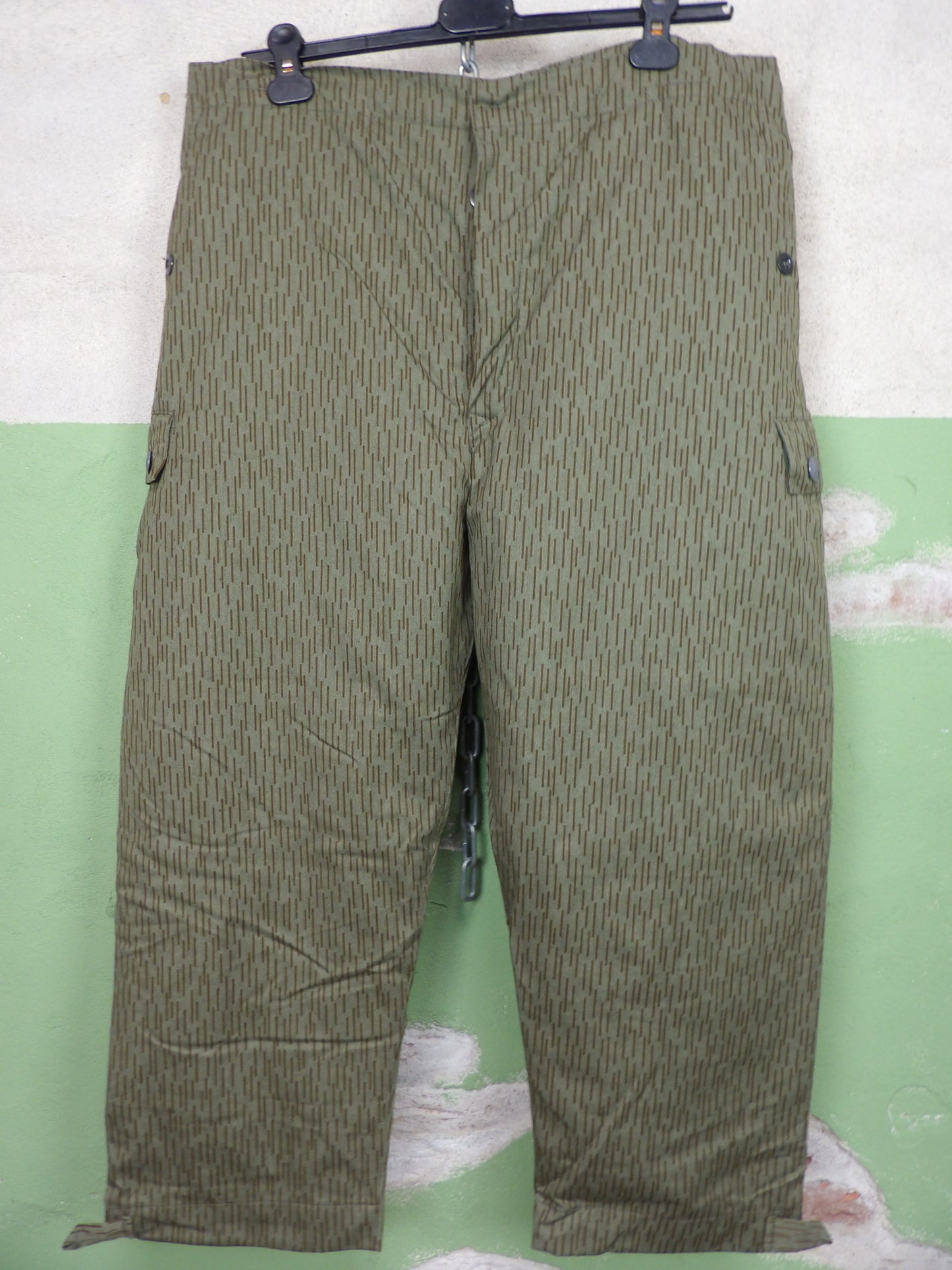 Unissued DDR Strichtarn Winterpants