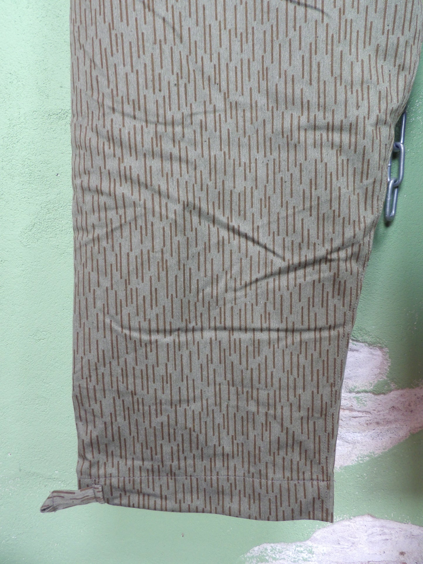 Unissued DDR Strichtarn Winterpants