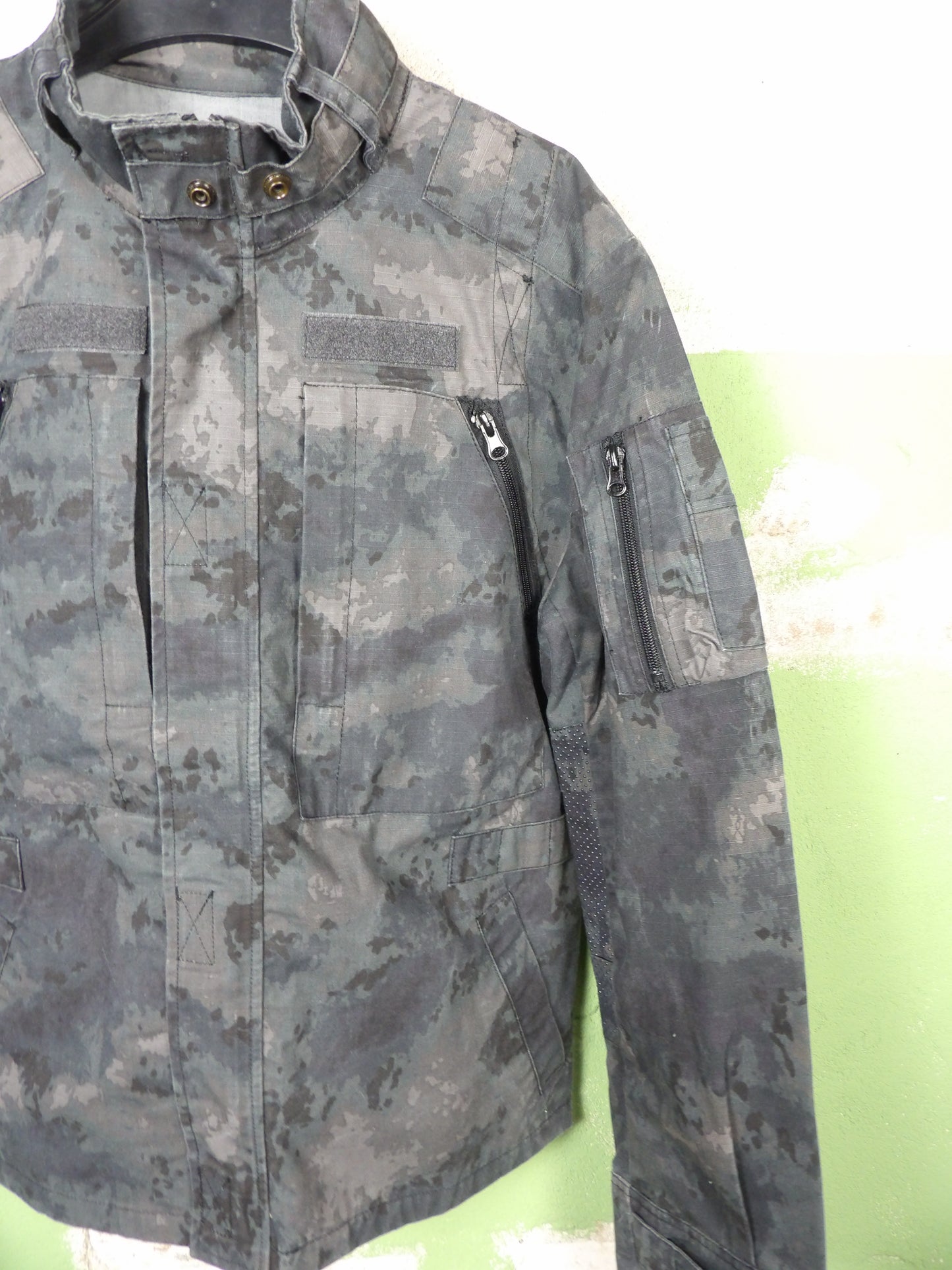 Issued Grey Black "Wagner" Tactical Jacket Night ATACS Moss L