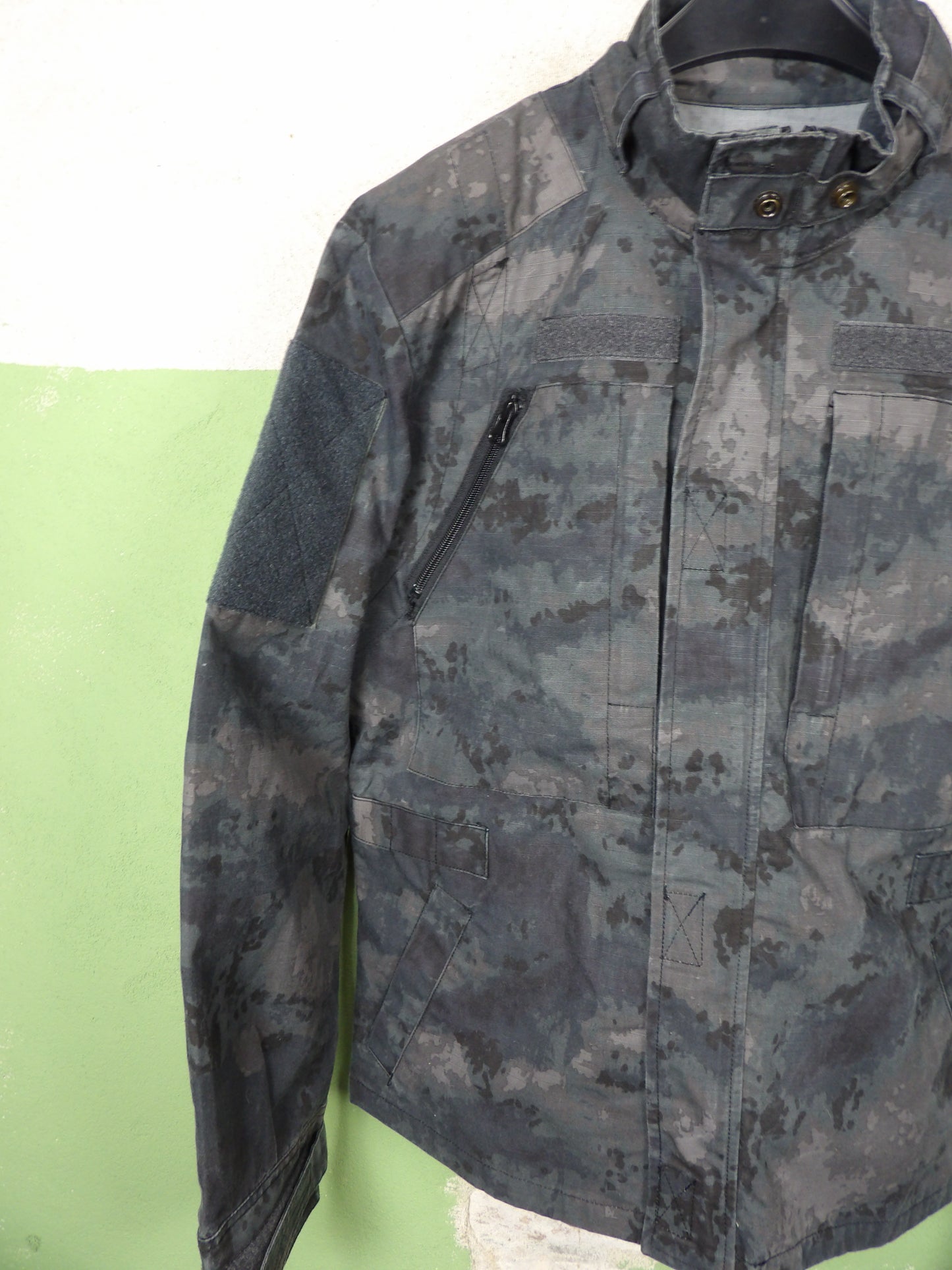 Issued Grey Black "Wagner" Tactical Jacket Night ATACS Moss L