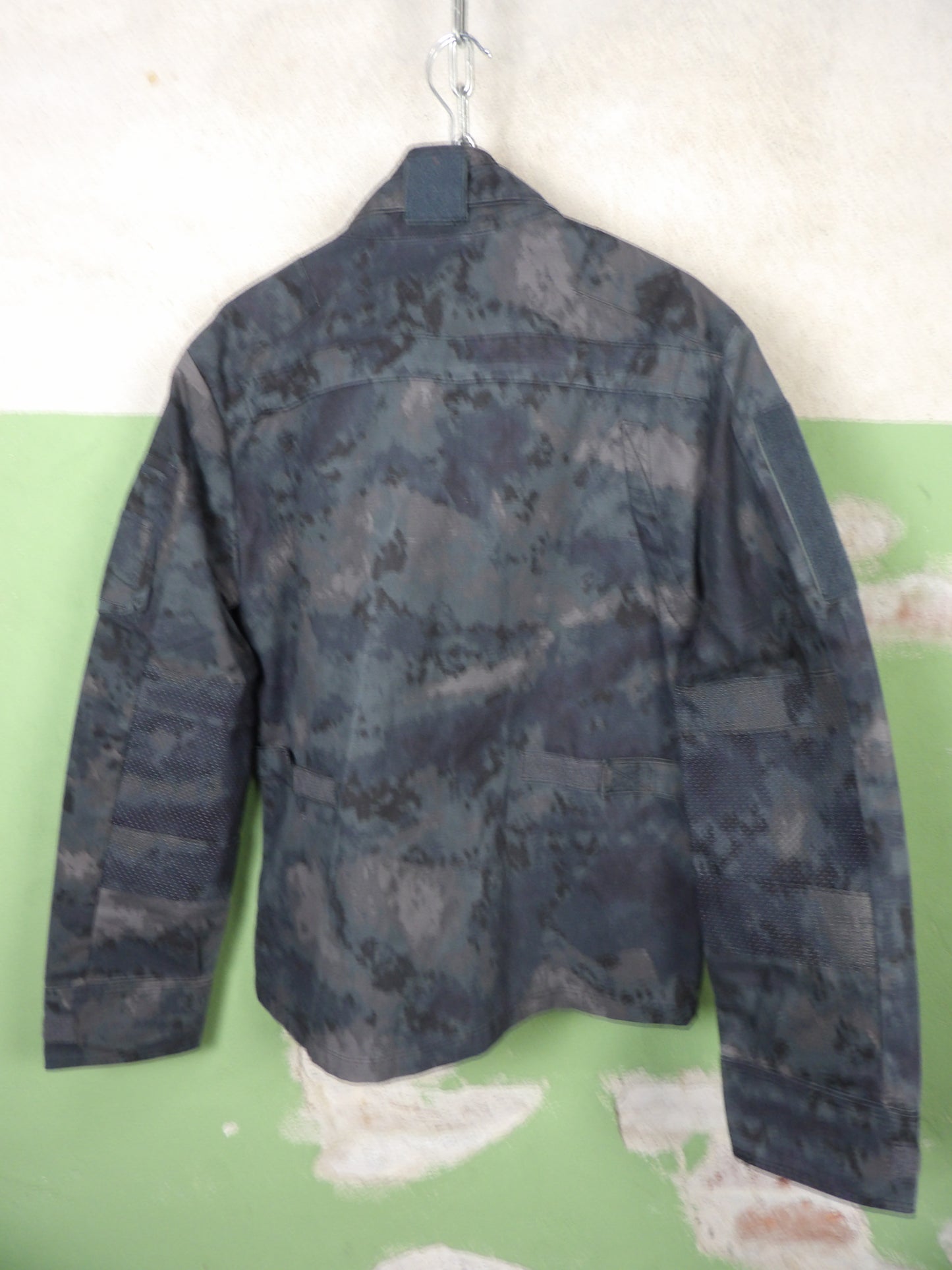 Issued Grey Black "Wagner" Tactical Jacket Night ATACS Moss L