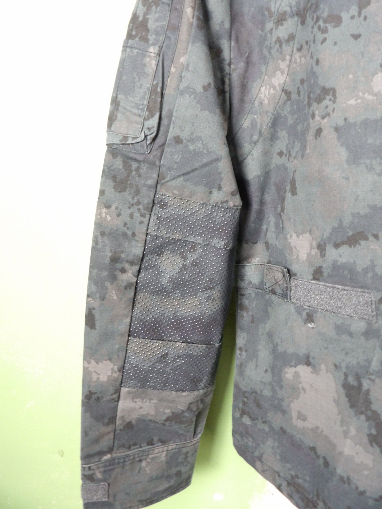Issued Grey Black "Wagner" Tactical Jacket Night ATACS Moss L
