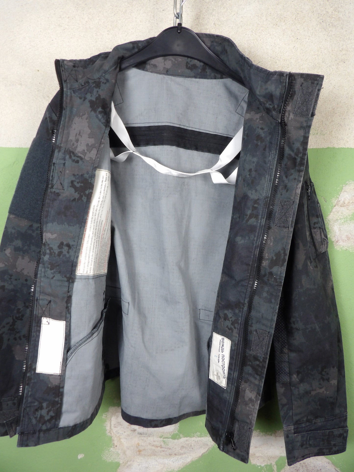 Issued Grey Black "Wagner" Tactical Jacket Night ATACS Moss L