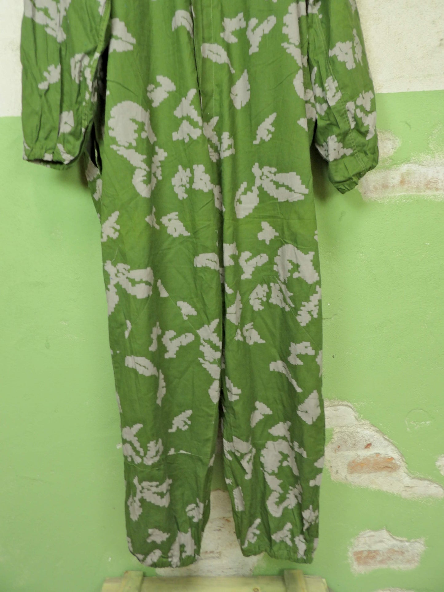 Unissued Soviet KLMK Size 2 (52-54/ 5-6)