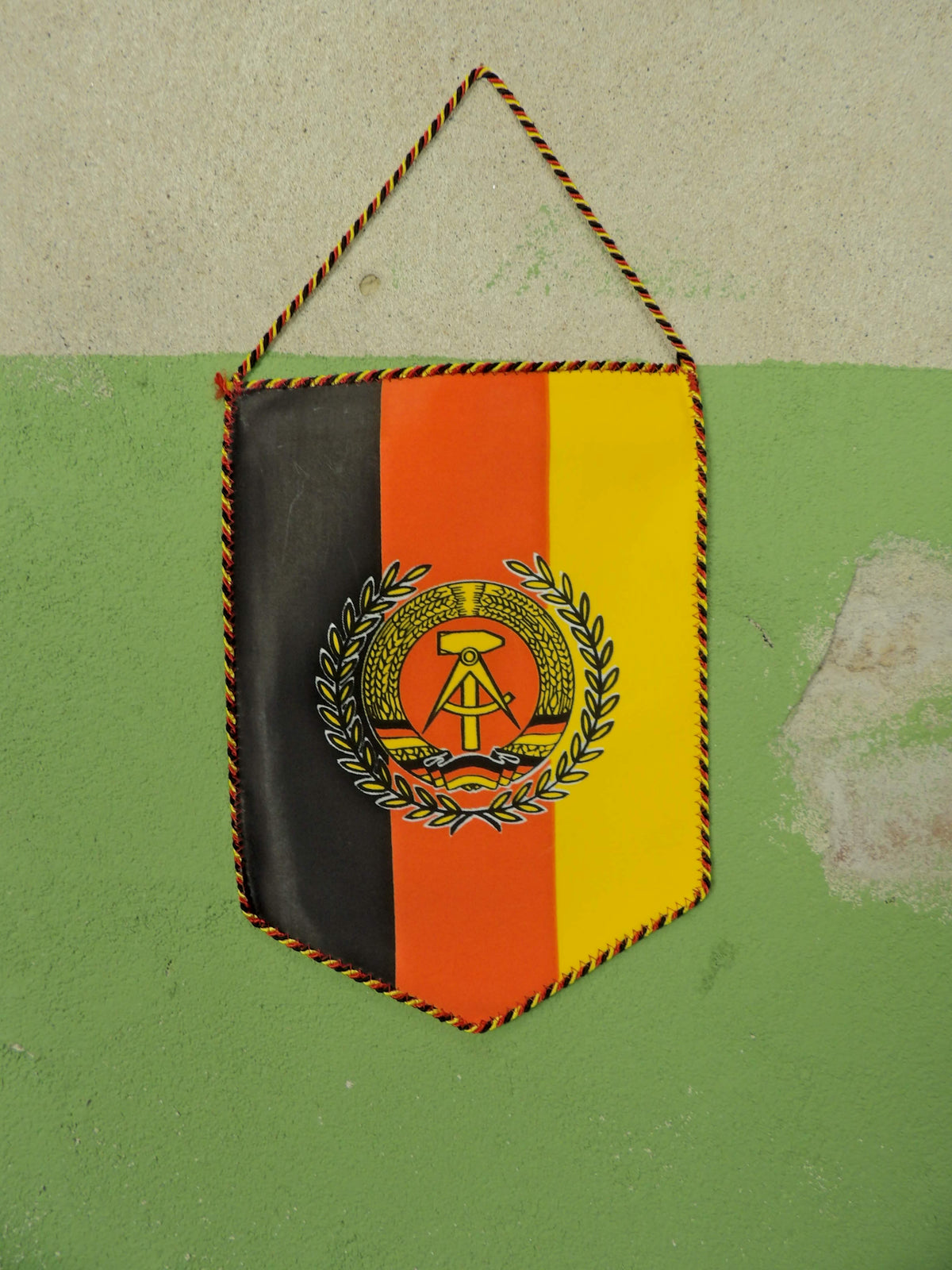 DDR Wimpel 'For Active Participation and achievements in Socialist Competition'