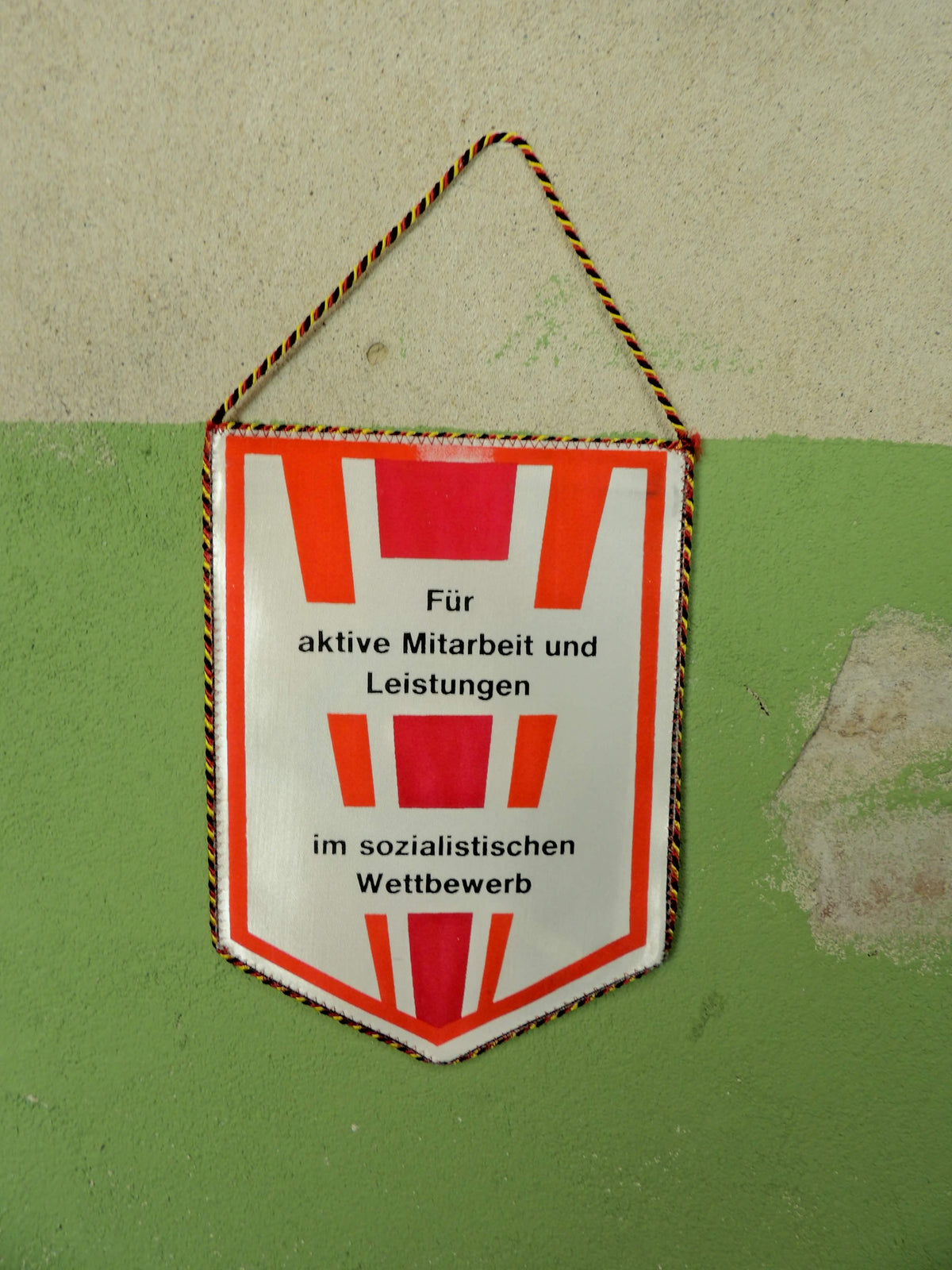DDR Wimpel 'For Active Participation and achievements in Socialist Competition'