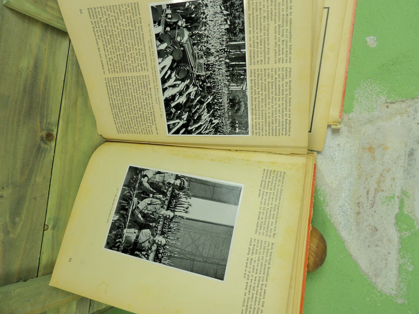GRADE 2 1935 Book Adolf Hitler Bilder Aus Dem Leben Des Führers / Pictures from the life of the Führer.