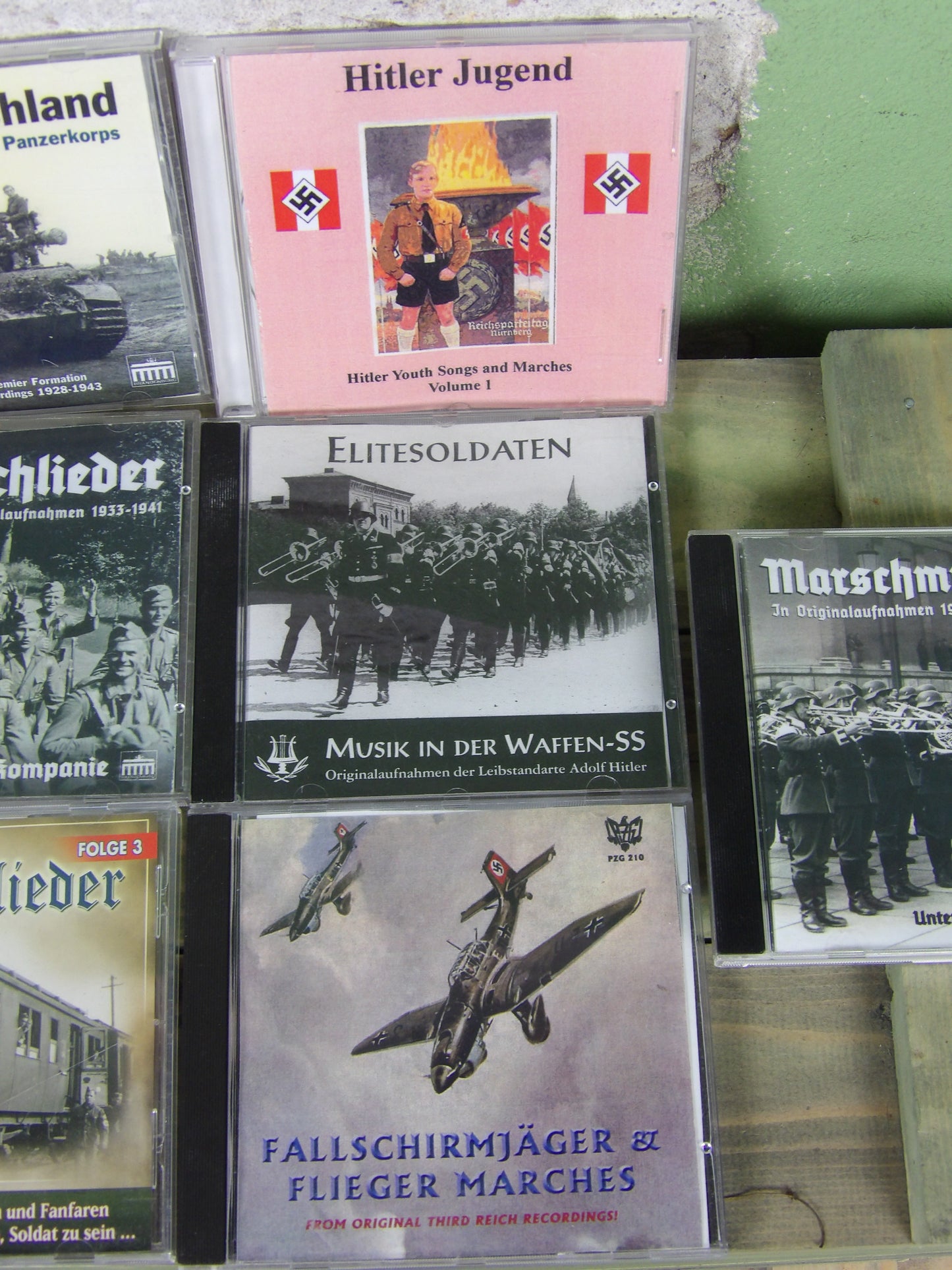 German WW2 Novelty Music CD
