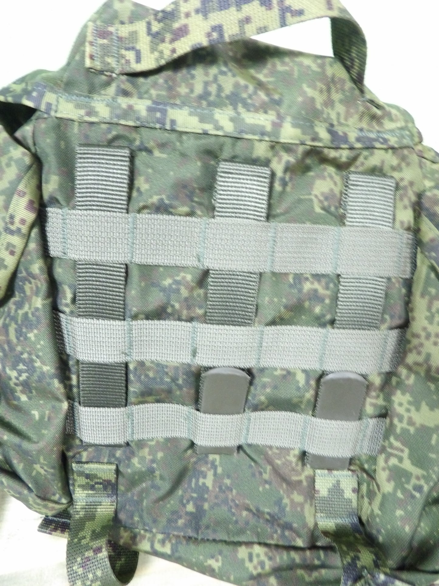 Unissued Russian EMR Techinkom 7L Molle Carry Pack EMR