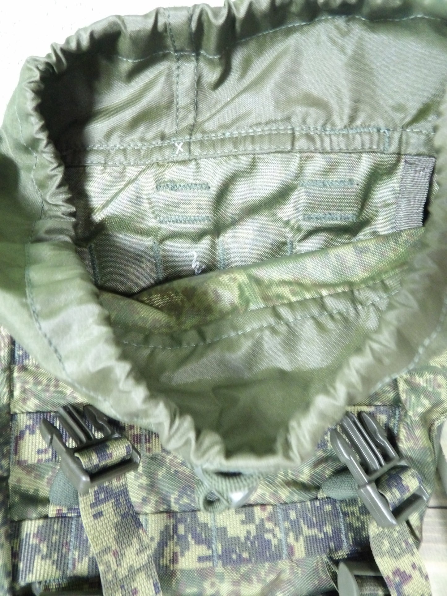 Unissued Russian EMR Techinkom 7L Molle Carry Pack EMR