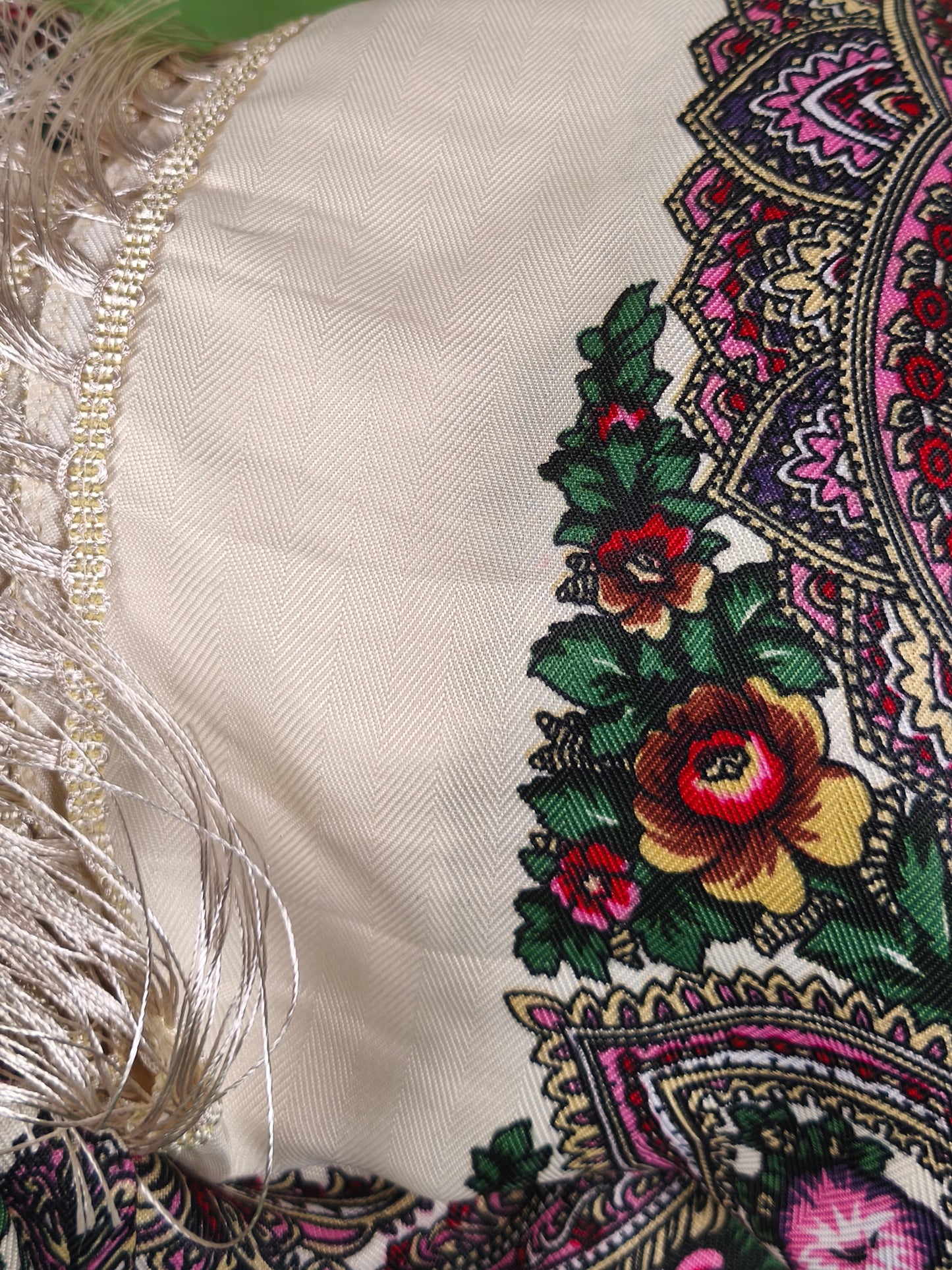 Pavlovo Posad Platok Scarf / Платок / Slavic Floral Shawl (9 colours)