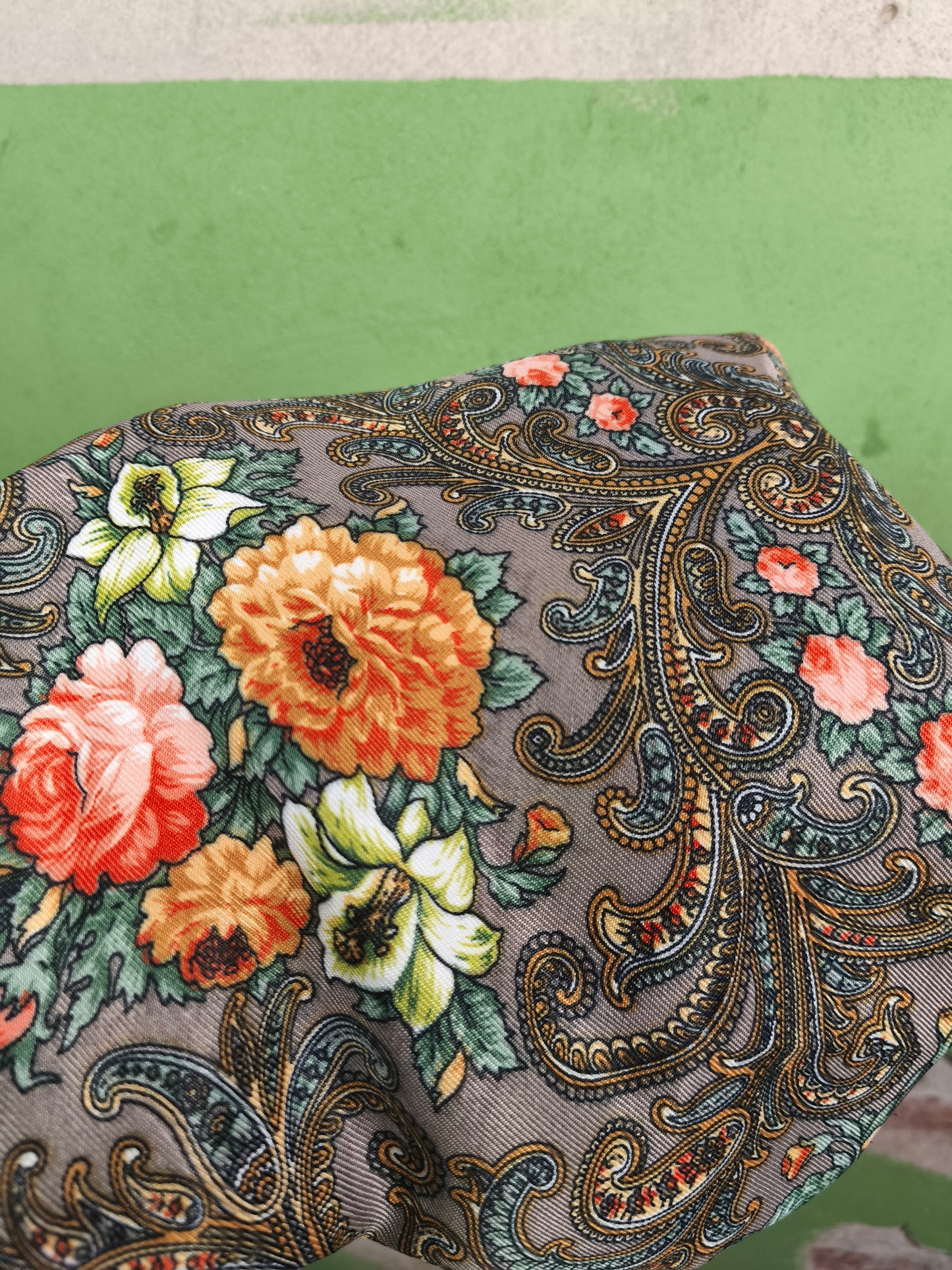 Pavlovo Posad Platok Scarf / Платок / Slavic Floral Shawl (9 colours)