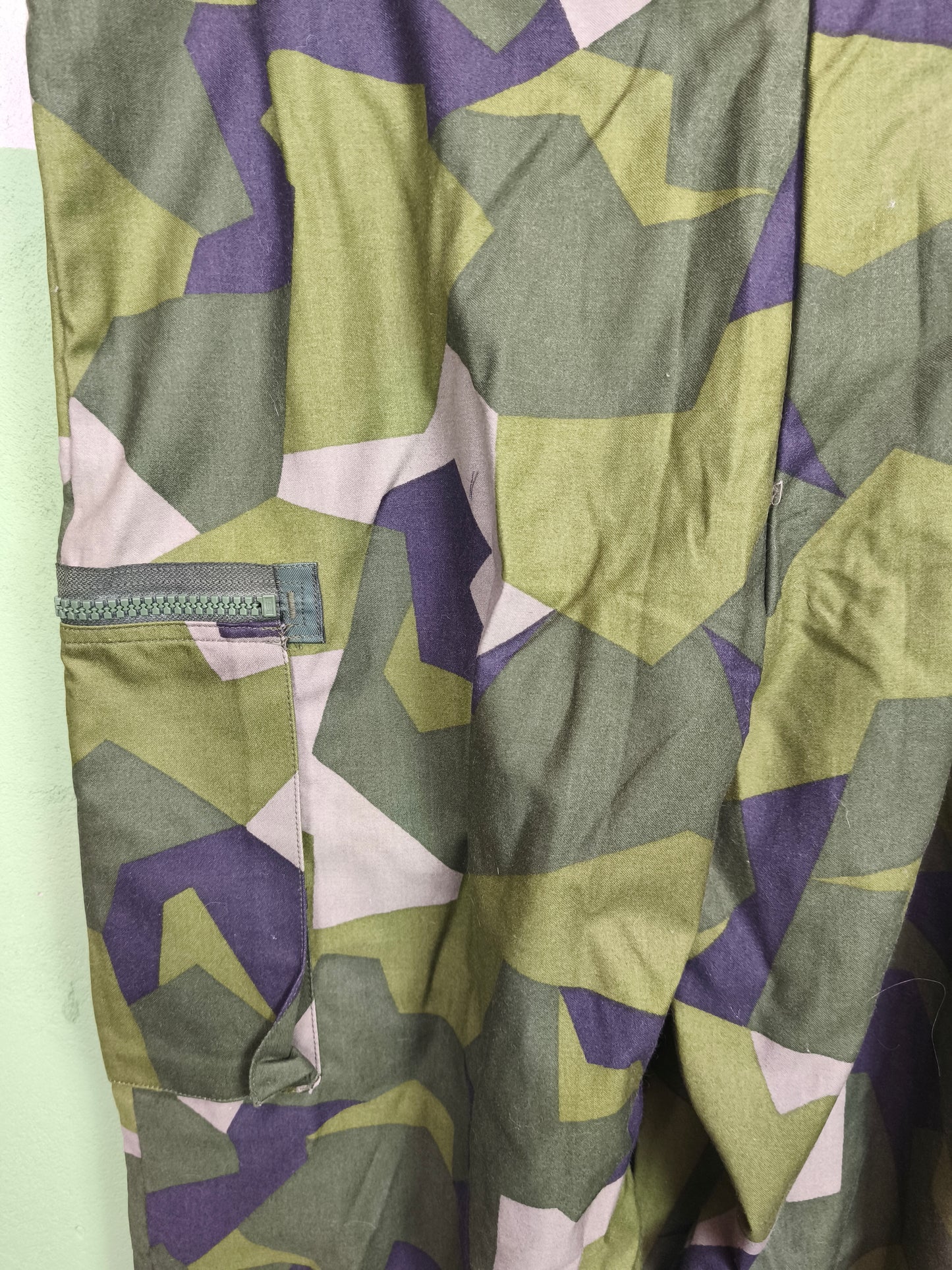 1993 Swedish M90 pants issued [XXL-Long]