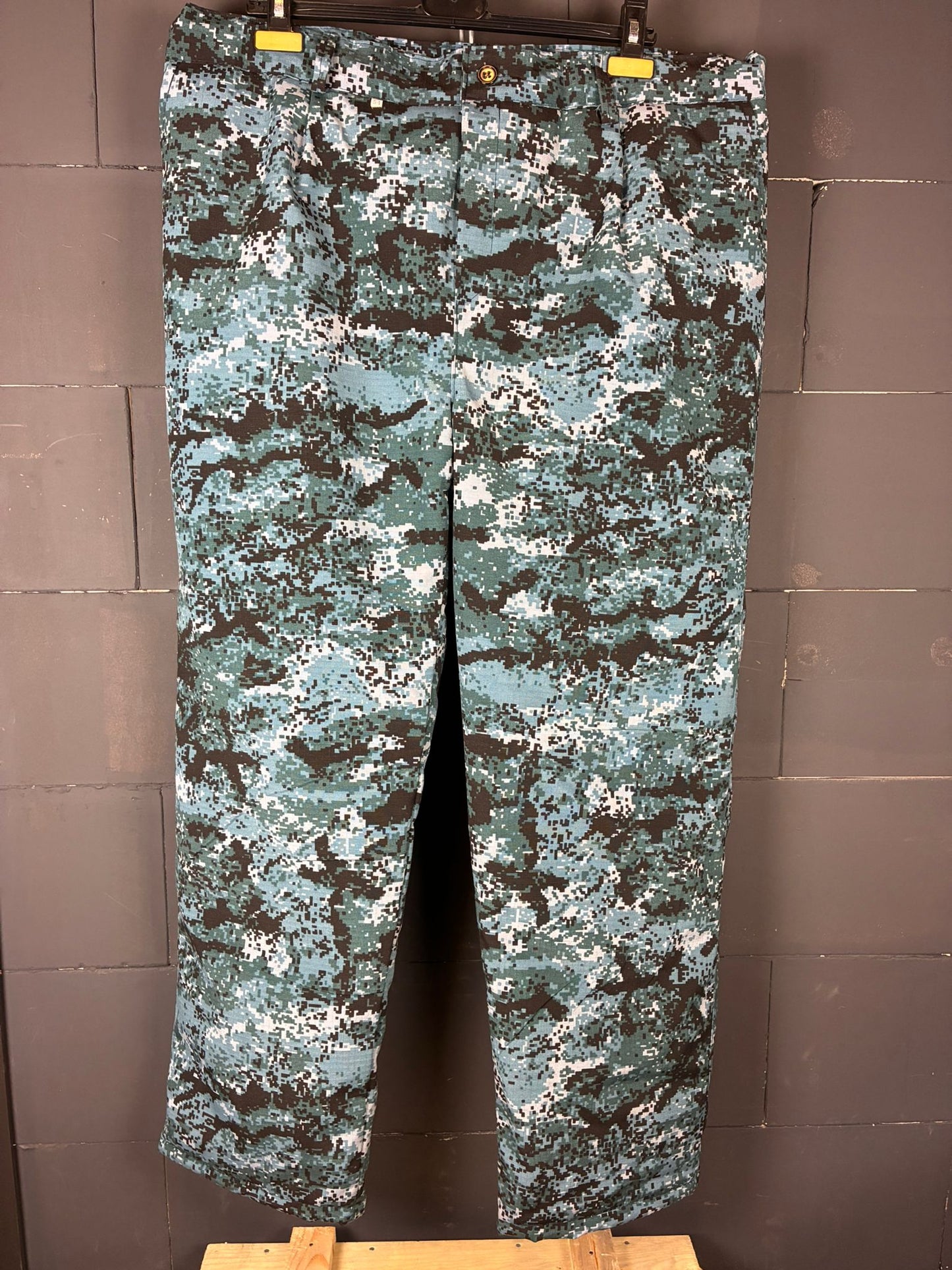 Unissued Kazakhstan MIA RK / MVD Forces Winter Pants XL