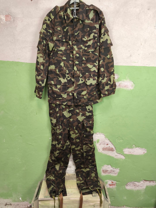 Unissued Ukrainian Dubok Uniform [48-5]