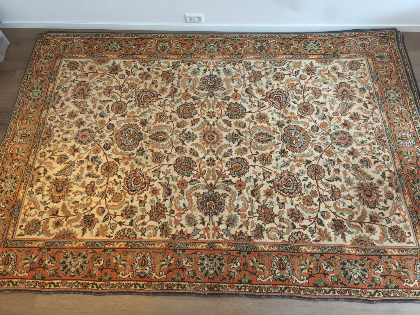 Soviet Wall Carpet 300x200cm / 6.5 x 9.8 feet II