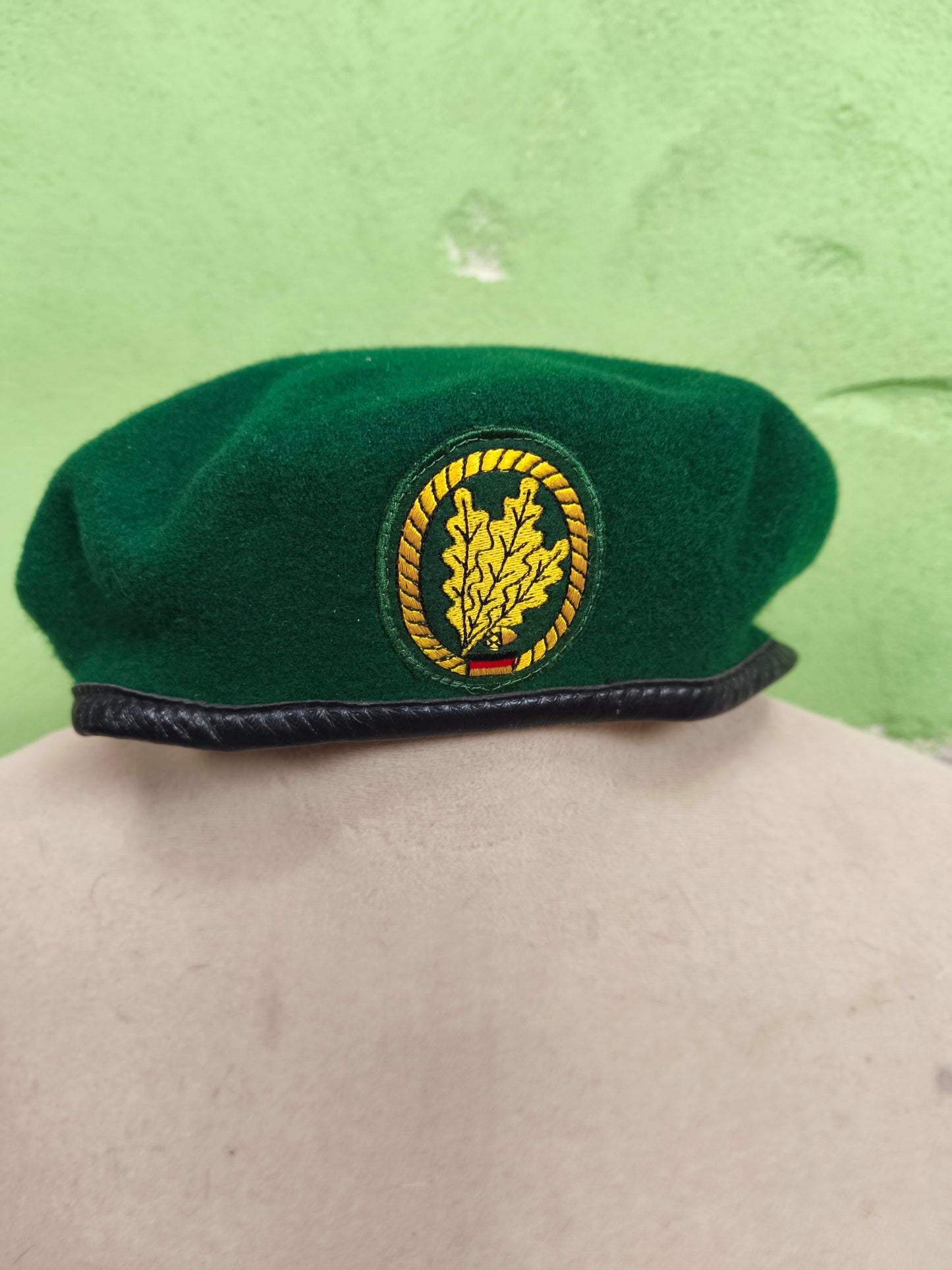 German Bundeswehr Berets (Sanitäter, Panzergrenadier, Jägertruppe)