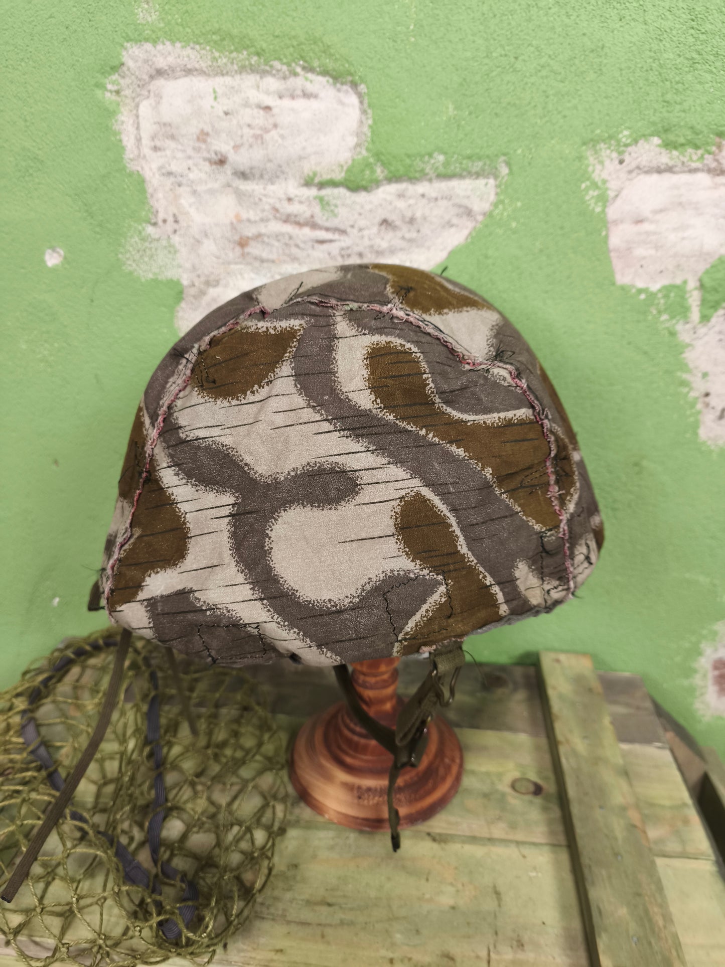 Austrian M1 Metal Helmet + 2 Covers [56-58]